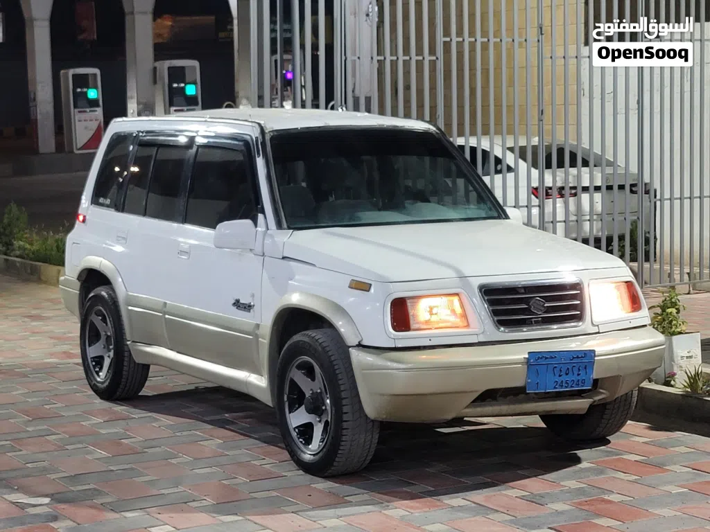 Suzuki Grand Vitara JLX