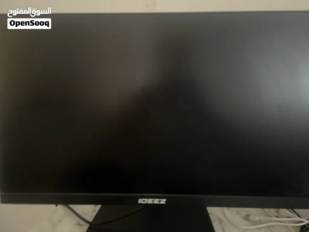 شاشة براند IDEEZ بحاله ممتازه