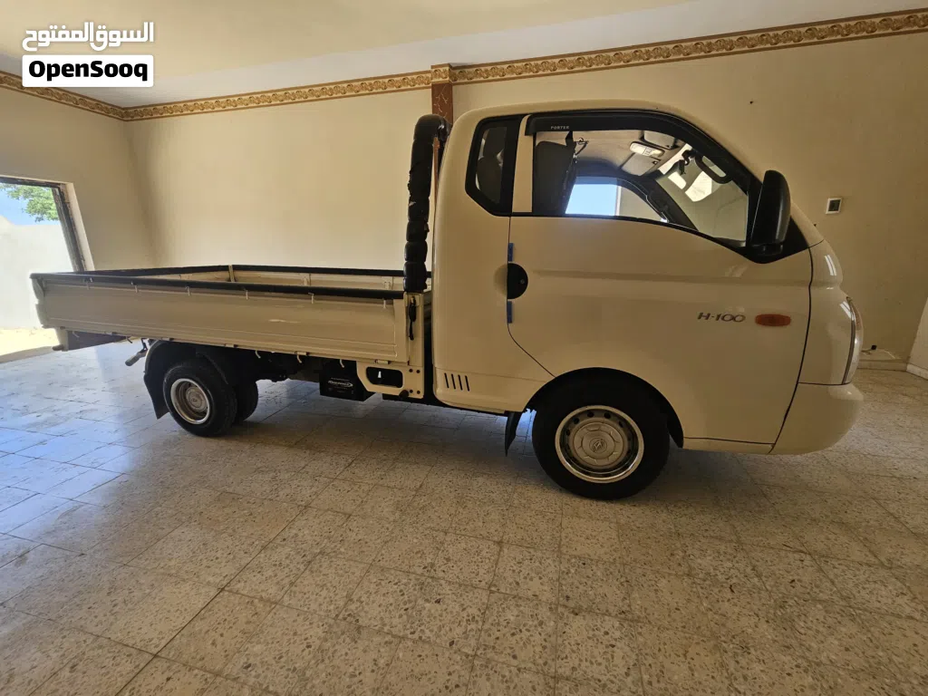 هيونداي H 100