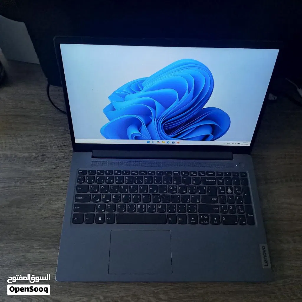 لابتوب Laptop Lenovo idea pad slim 3 i5 حاله ممتازه