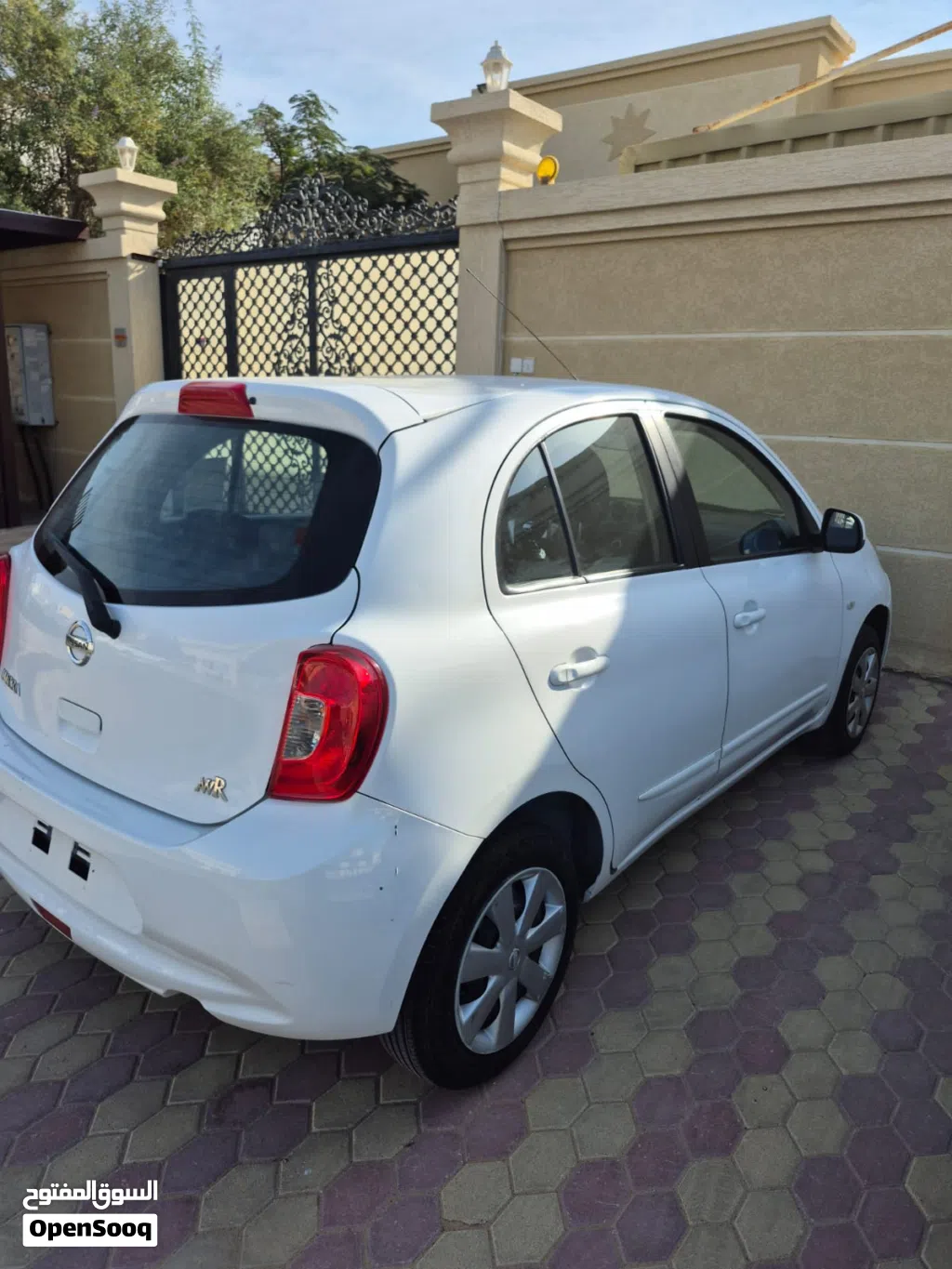 نيسان ميكرا SV