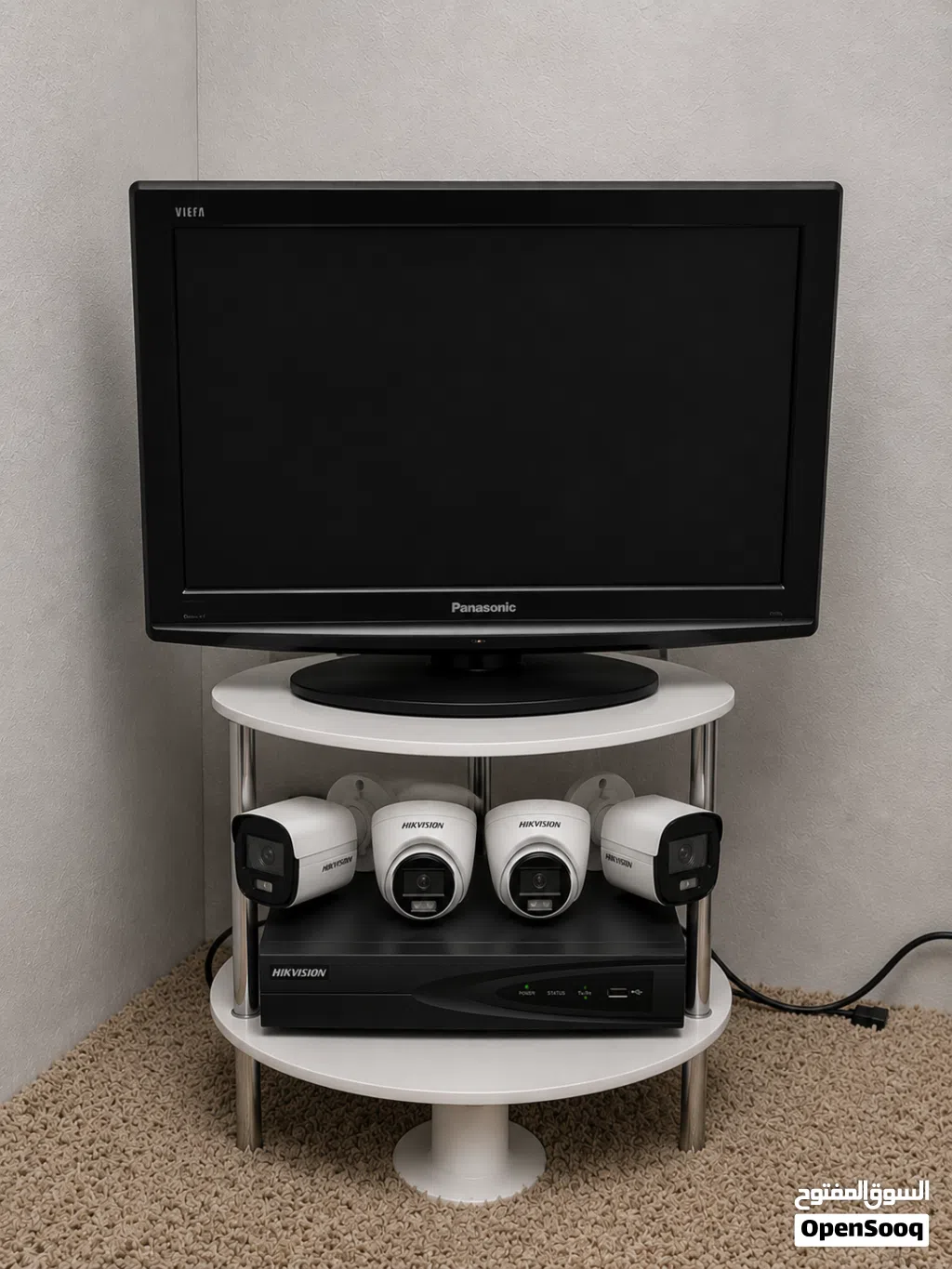 كاميرات مراقبة مع DVR وشاشة
