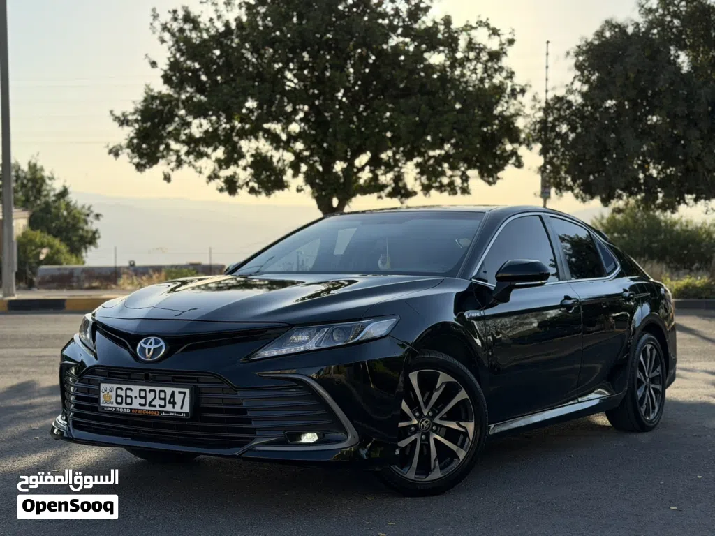 تويوتا كامري LE