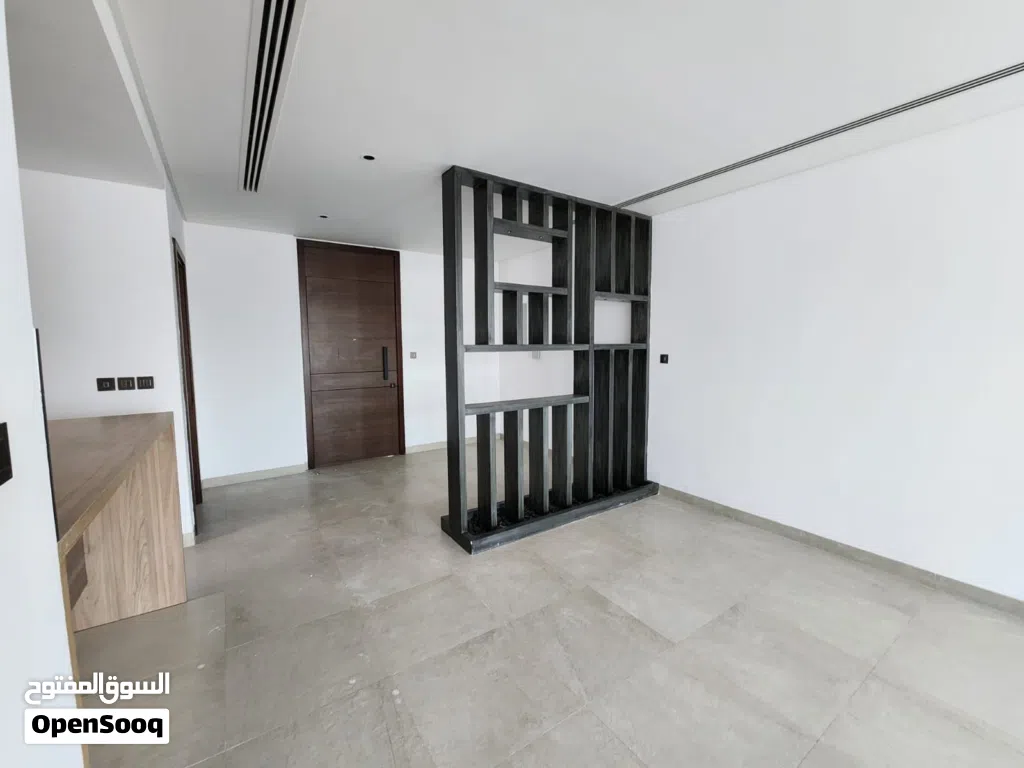 ITC One bedroom for Sale in Muscat Hills تملك حر لجميع الجنسيات مع إقامة دائمة