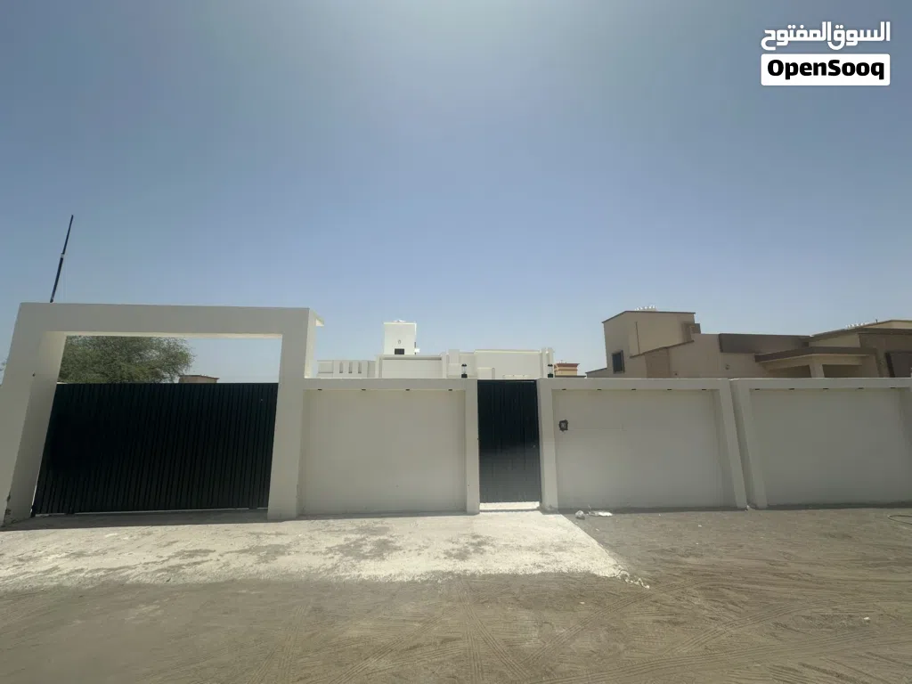 من المالك مباشرة بيت حديث للبيع في ولاية المصنعة منطقة محارة