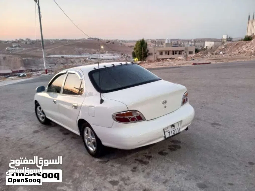 هيونداي افانتي Standard