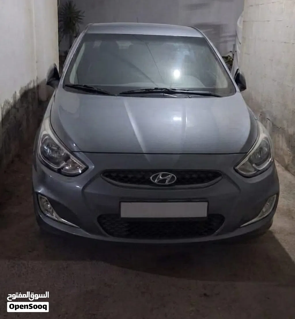 Hyundai Accent Standard