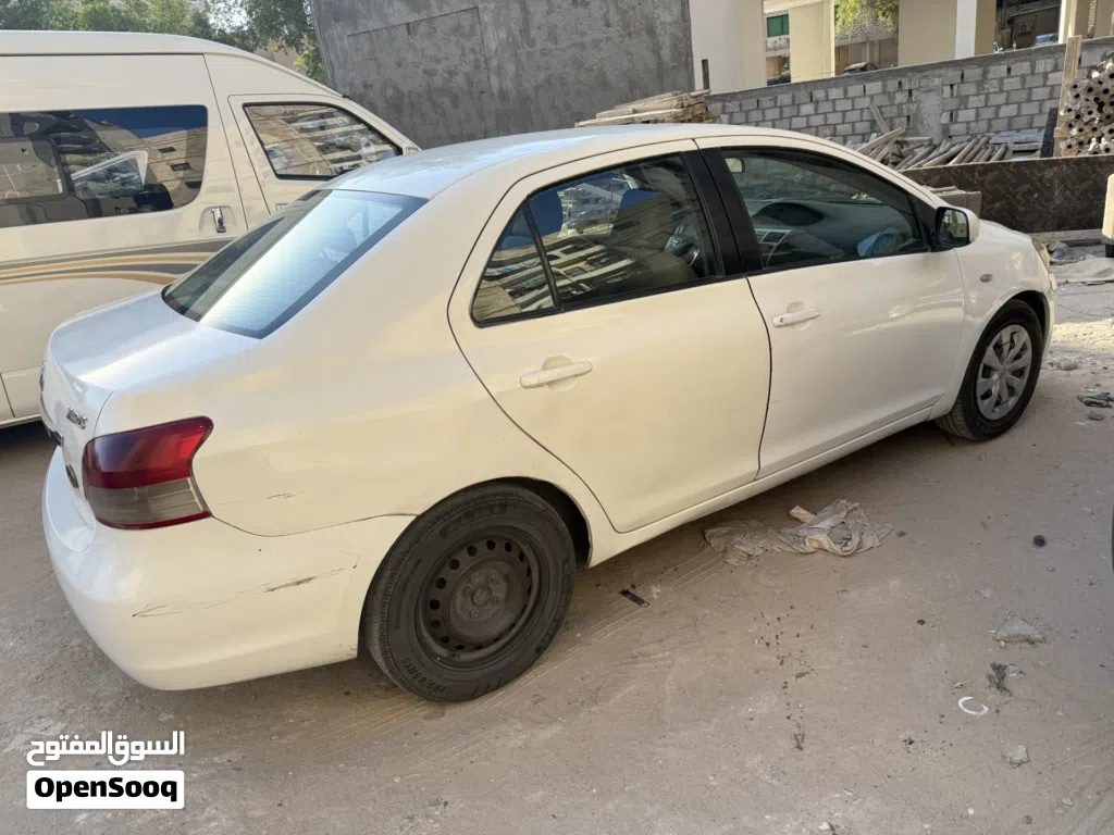 Toyota Yaris Basic