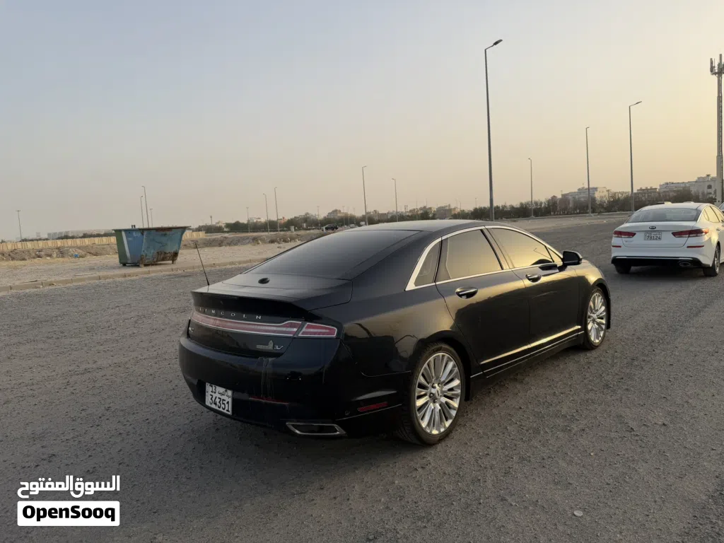 Lincoln MKZ Premiere