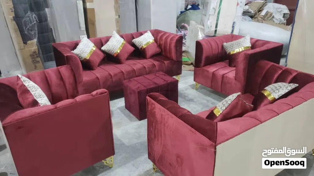 اطقم كنب جديد تفصول على حسب الطلب متوفر جميع طلباتك والالوان متوفره وجميع الاشكال اسعار مغريه
