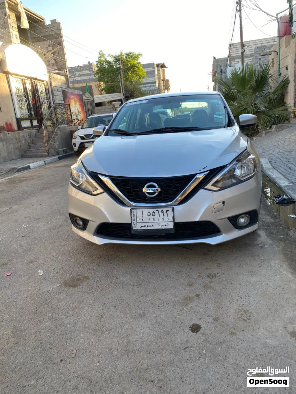 نيسان سنترا SV