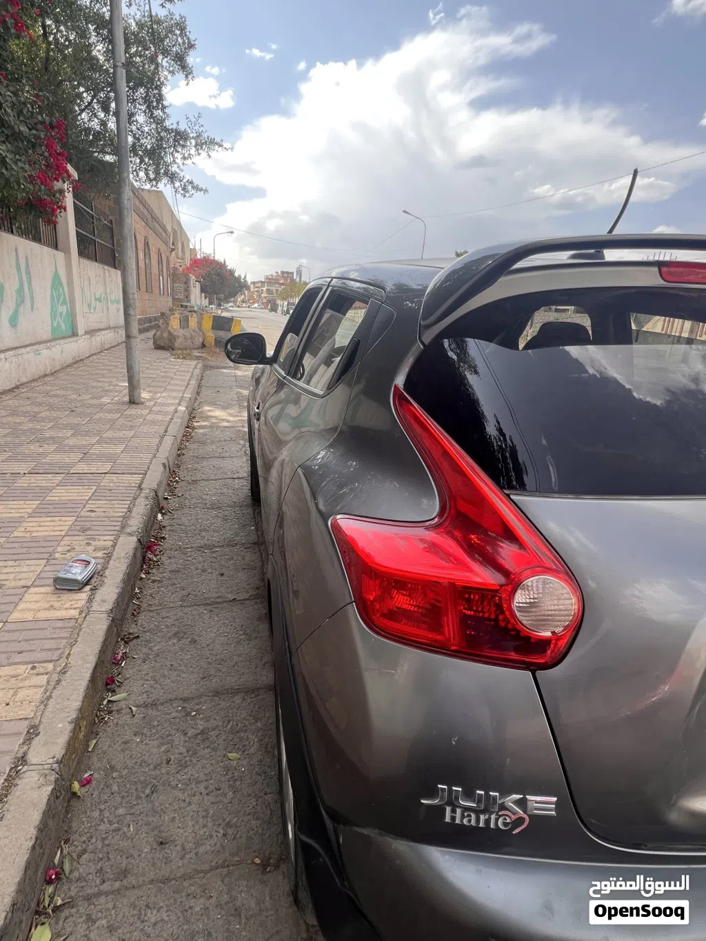 نيسان جوك SV