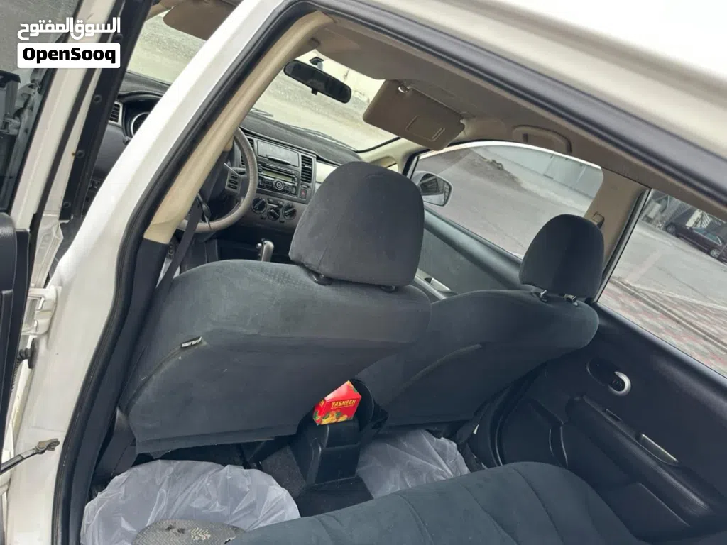 Nissan Versa SR