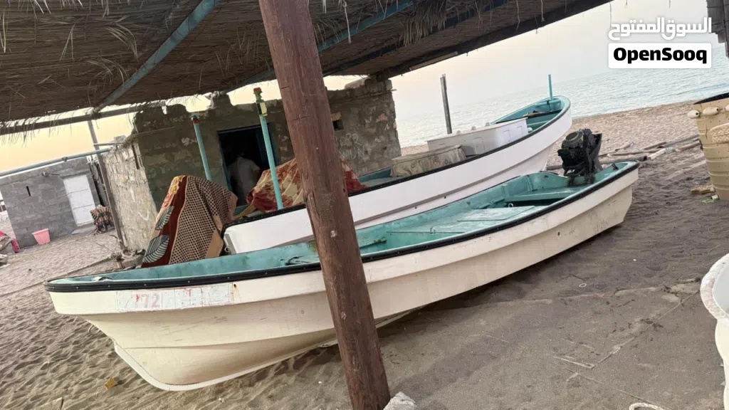 قارب 18 للبيع