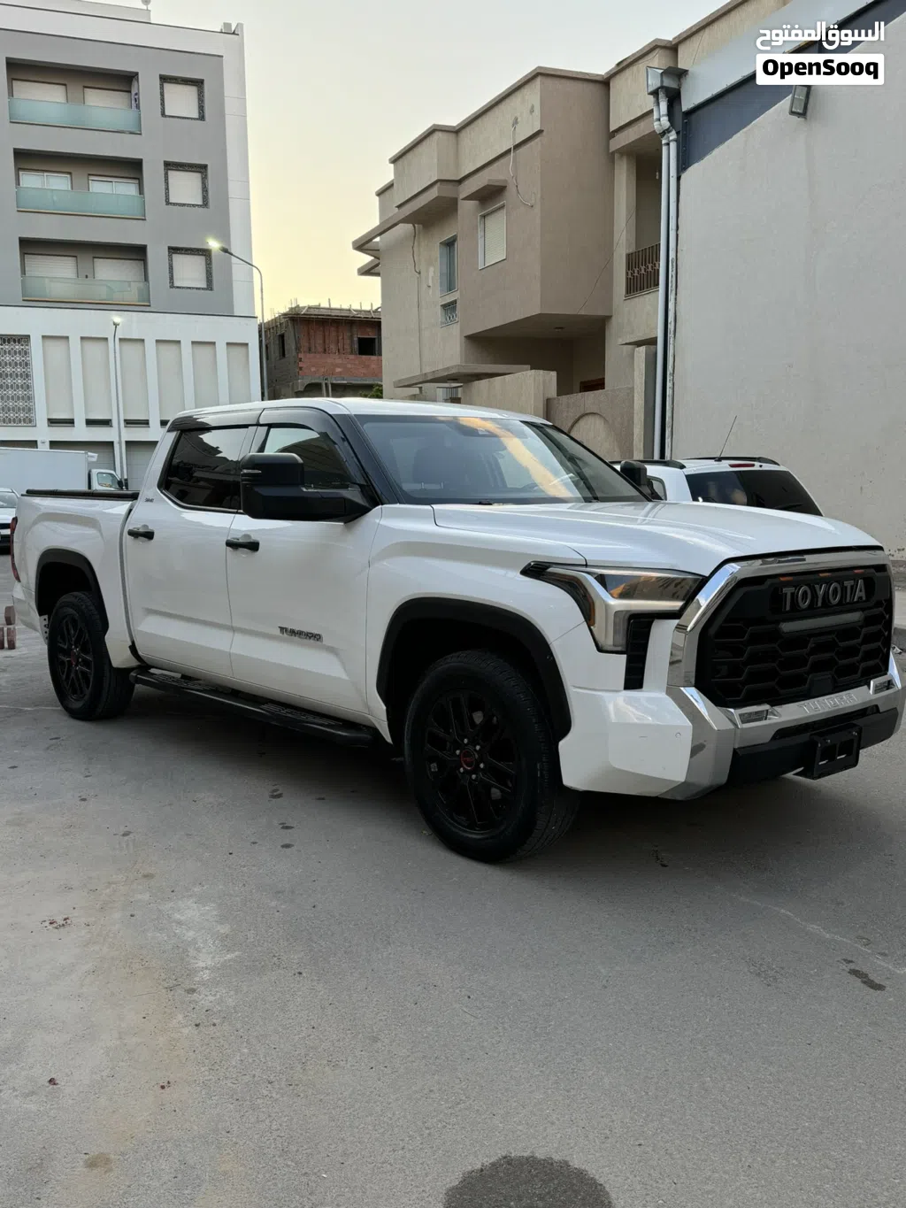 تويوتا توندرا SR5