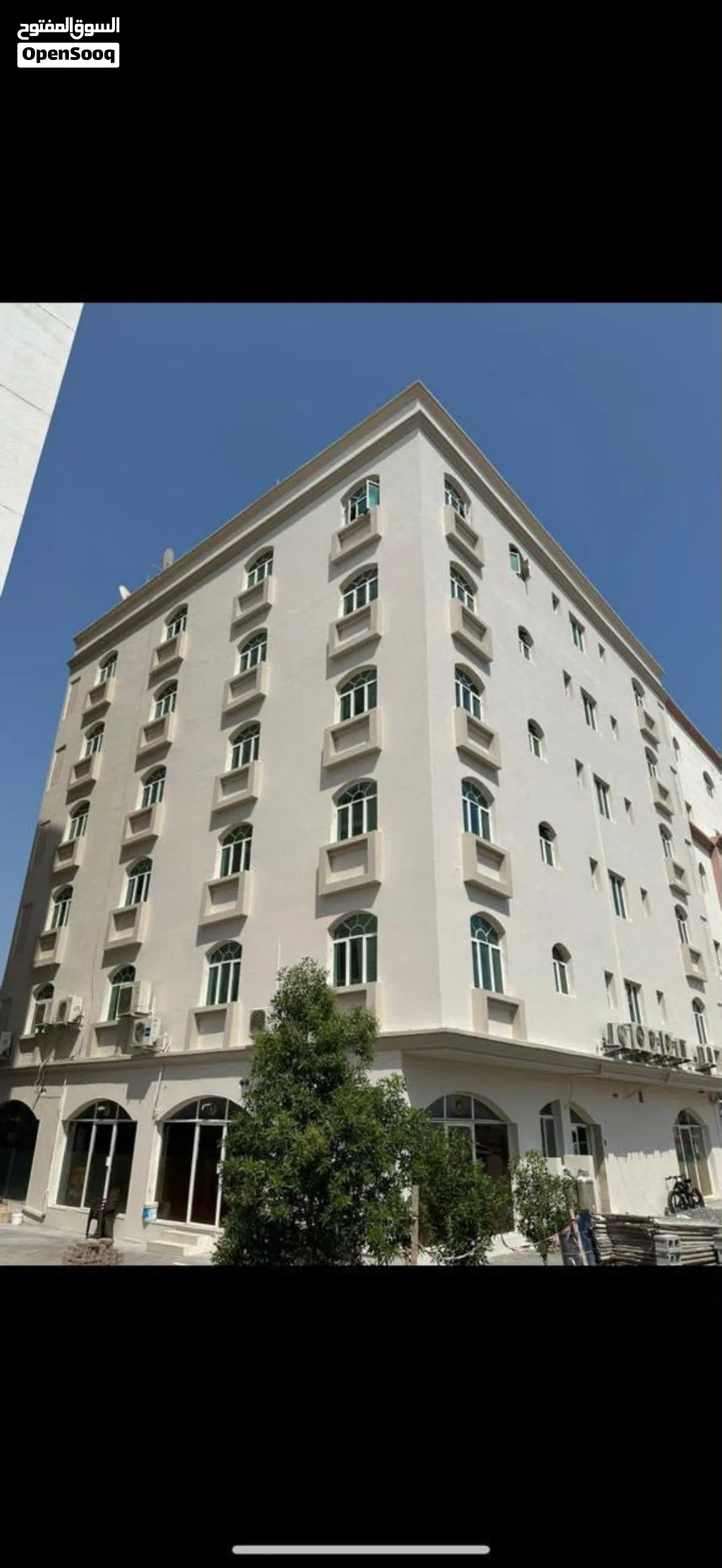 Spacious apartment for rent in Boushar(Al Maha street). All the facilities are in walkable distance.