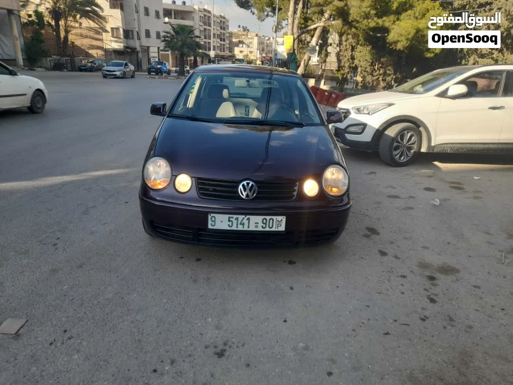 فولكسفاغن بولو Standard