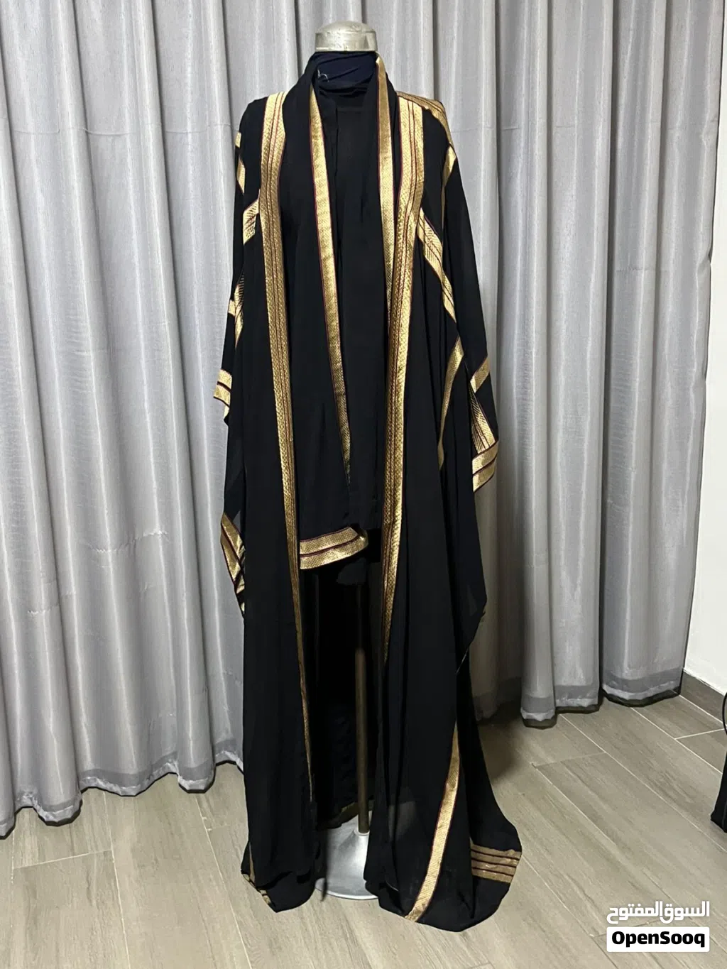 عبايات من الخليج للبيع