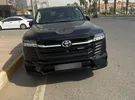 تويوتا لاند كروزر Black Edition 2024