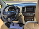 Nissan ‏Pathfinder ‏SV ‏2016