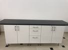 طاولة مكتب للبيع من ايكيا - الطول 245 cm - العرض 62 cm - الارتفاع -89 cm