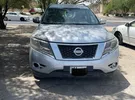 Nissan ‏Pathfinder ‏SL ‏2015
