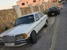 مرسيدس بنز ‏الفئة-E ‏E 200 ‏1976