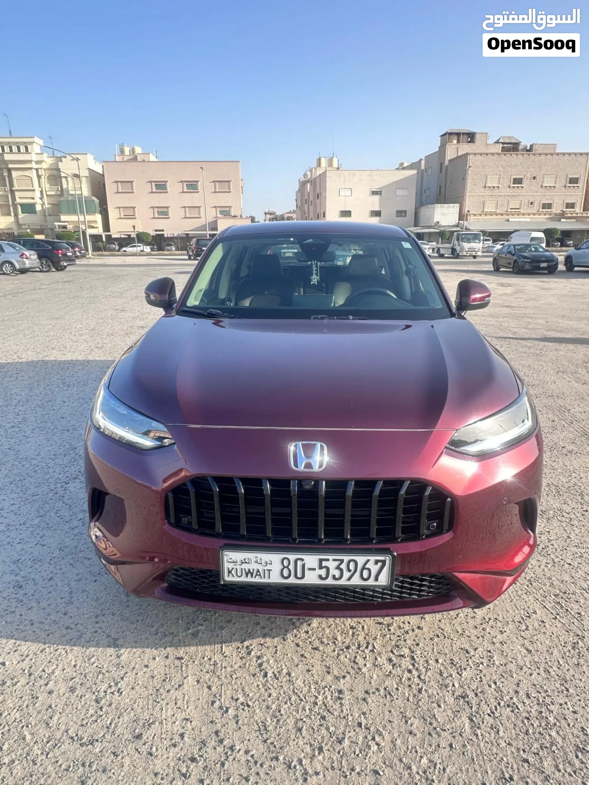 هوندا ZR-V EX 2024 للبيع في اللون الأحمر - image 1