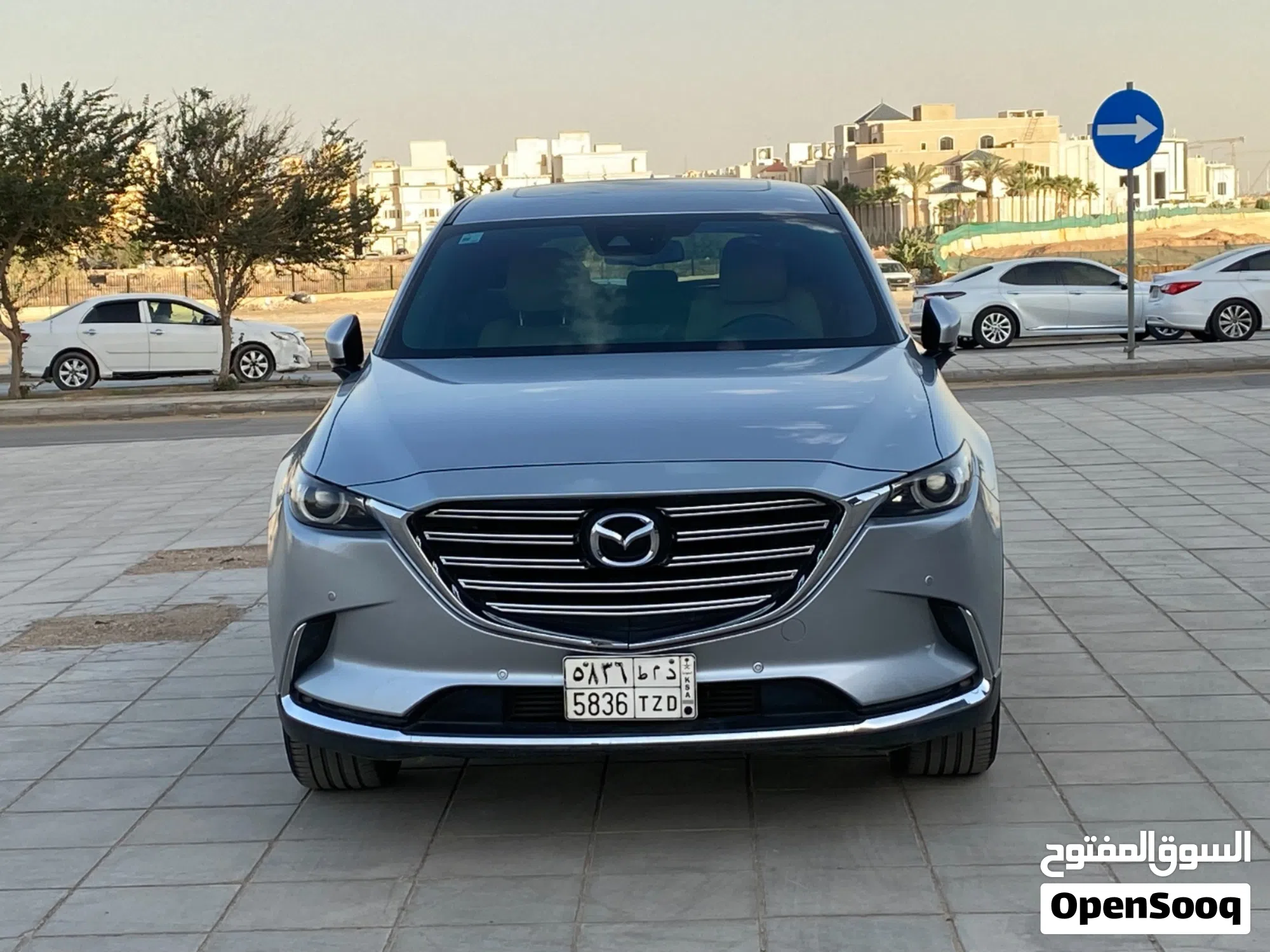 مازدا CX-9 ستاندرد 2020 للبيع في الرياض - image 1