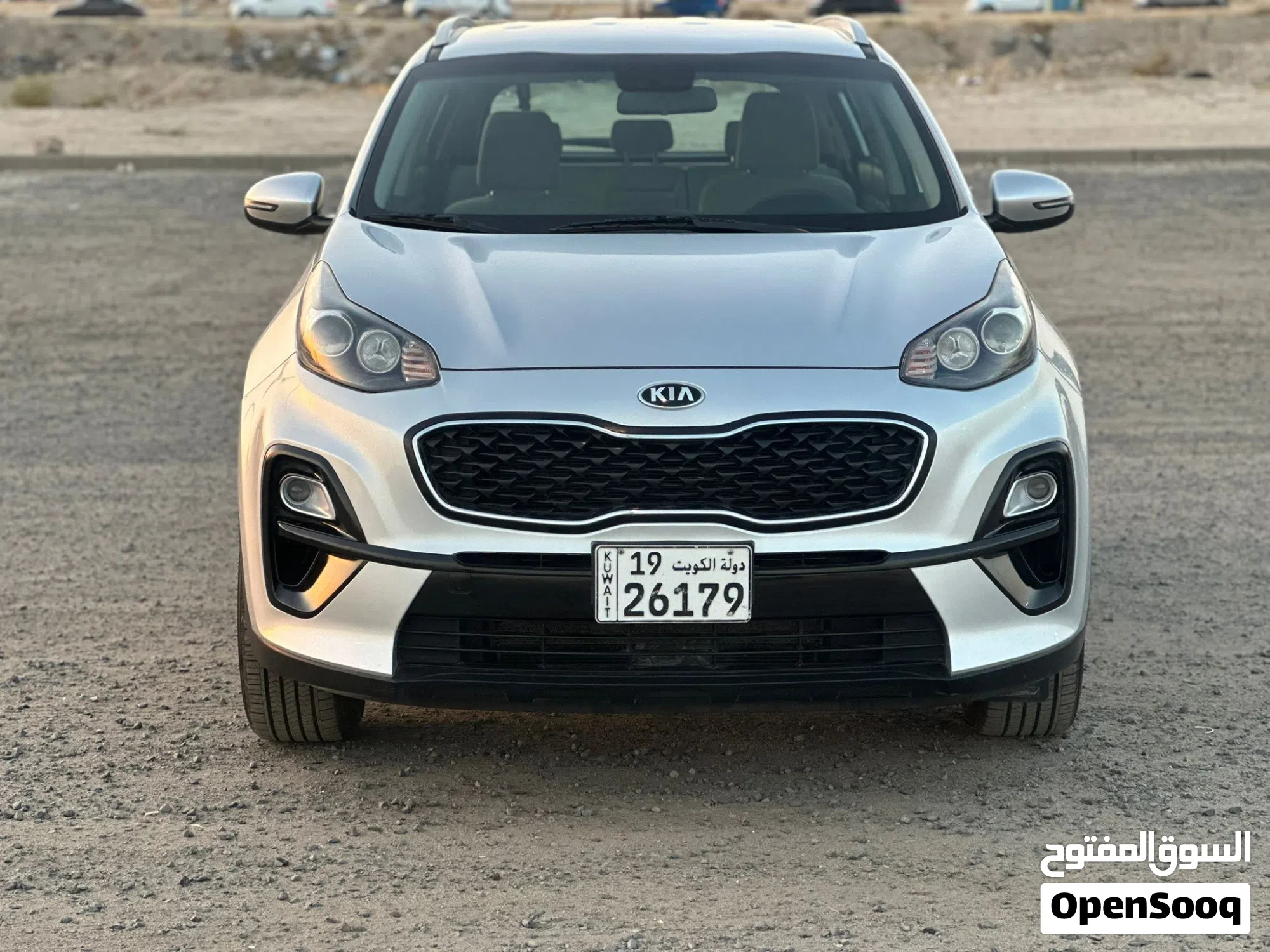 2021 كيا سبورتاج ستاندرد - SUV أنيقة وموثوقة - image 1
