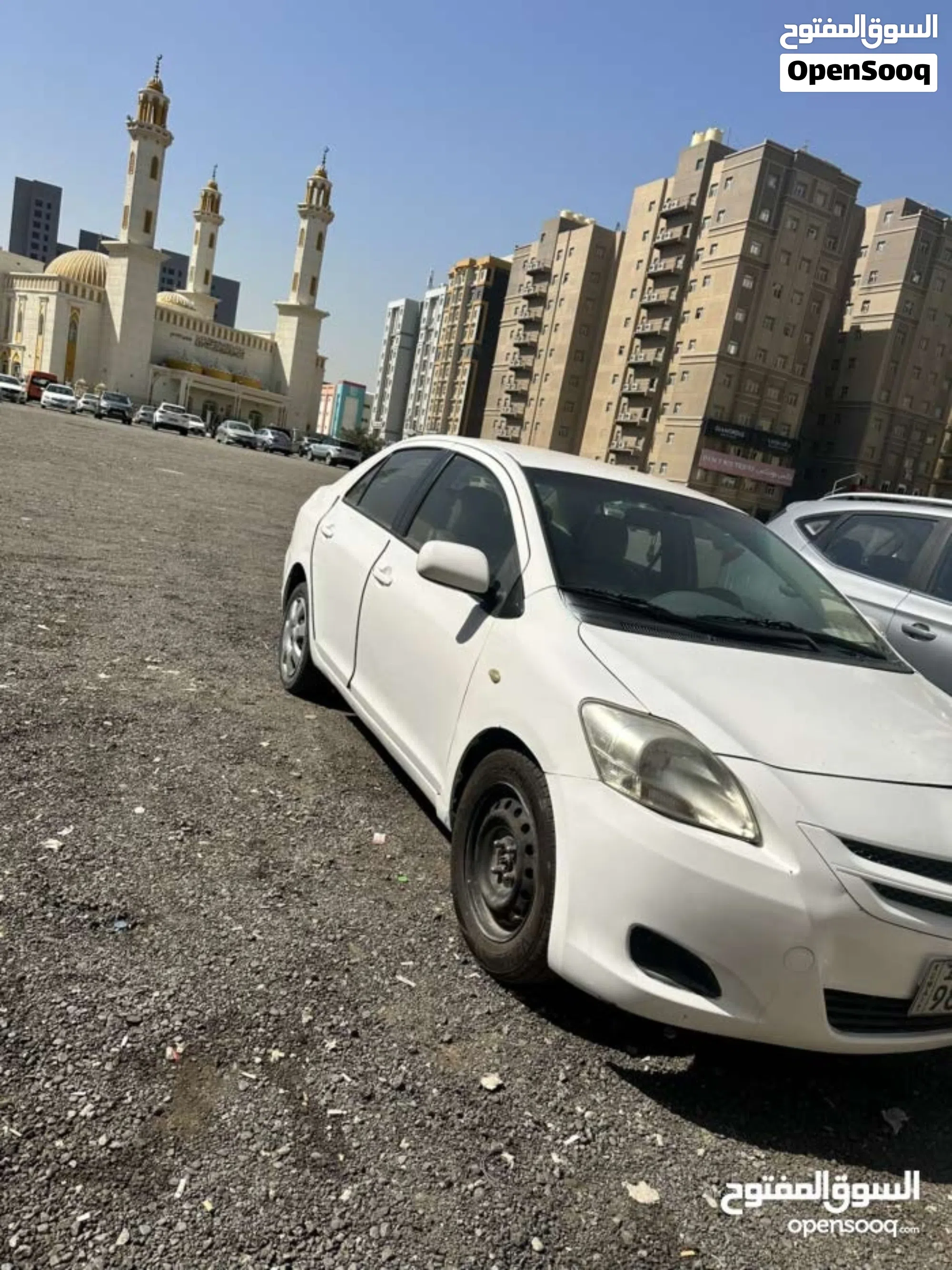 2013 تويوتا Yaris