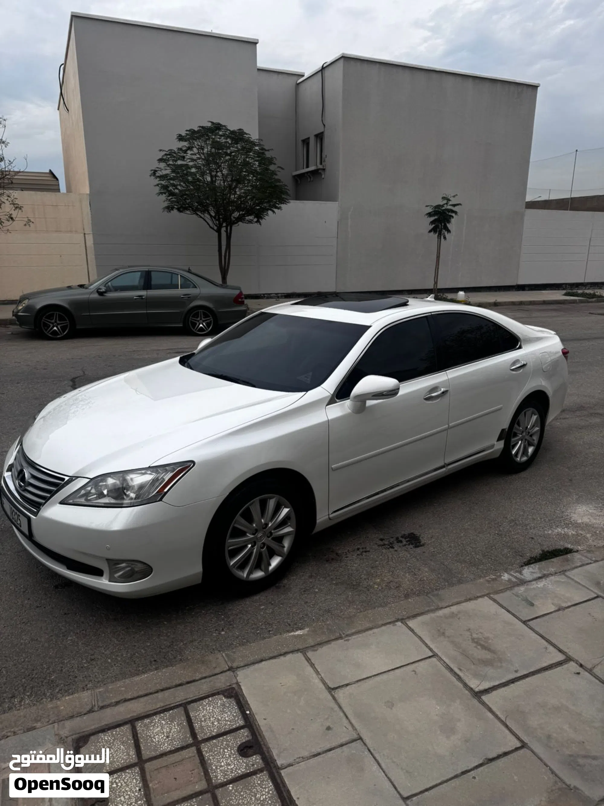 لكزس 2011 ES ES 350 للبيع في السعودية - image 1