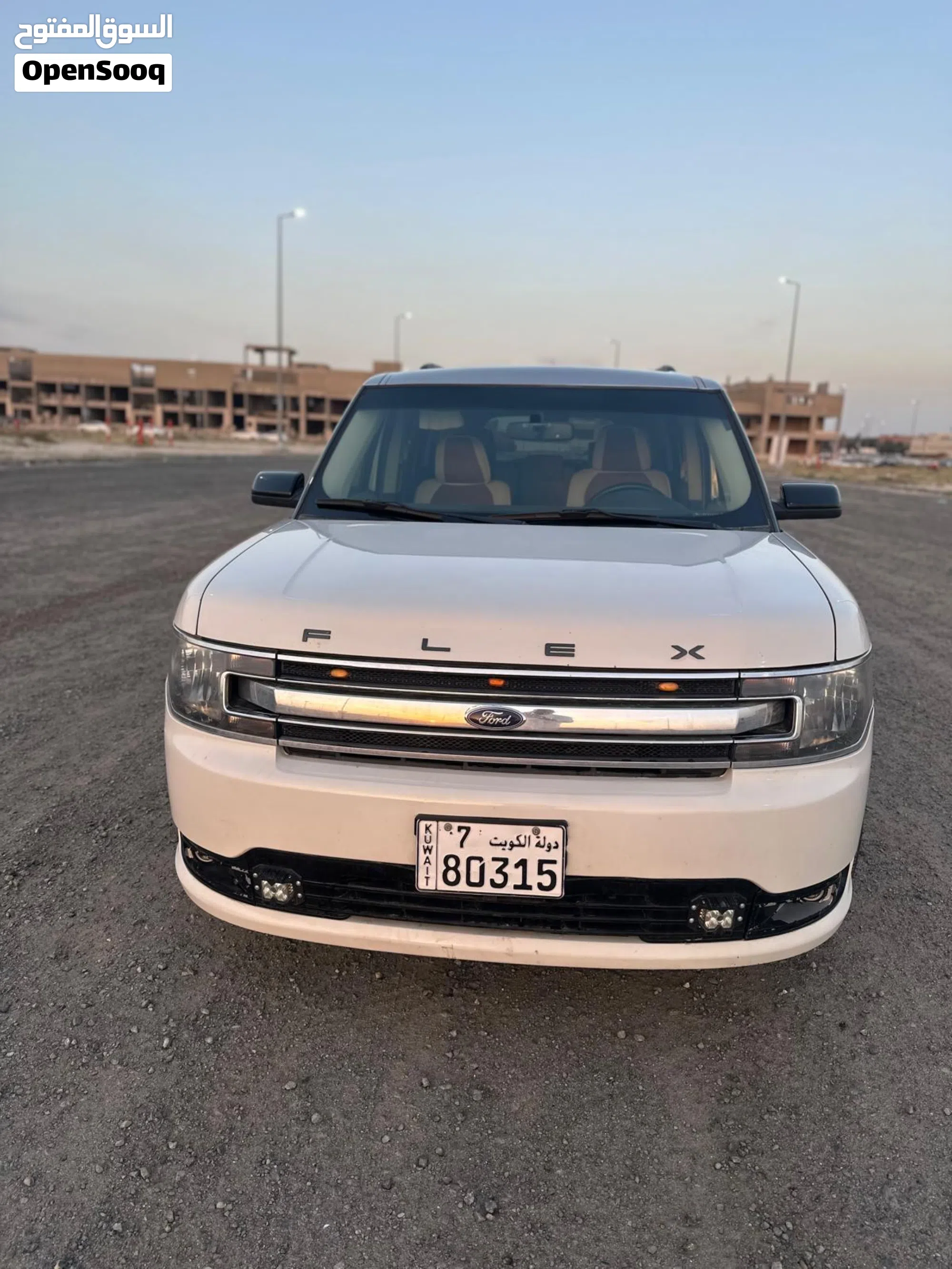 فورد فليكس SEL موديل 2014 - SUV عائلية واسعة للبيع - image 1