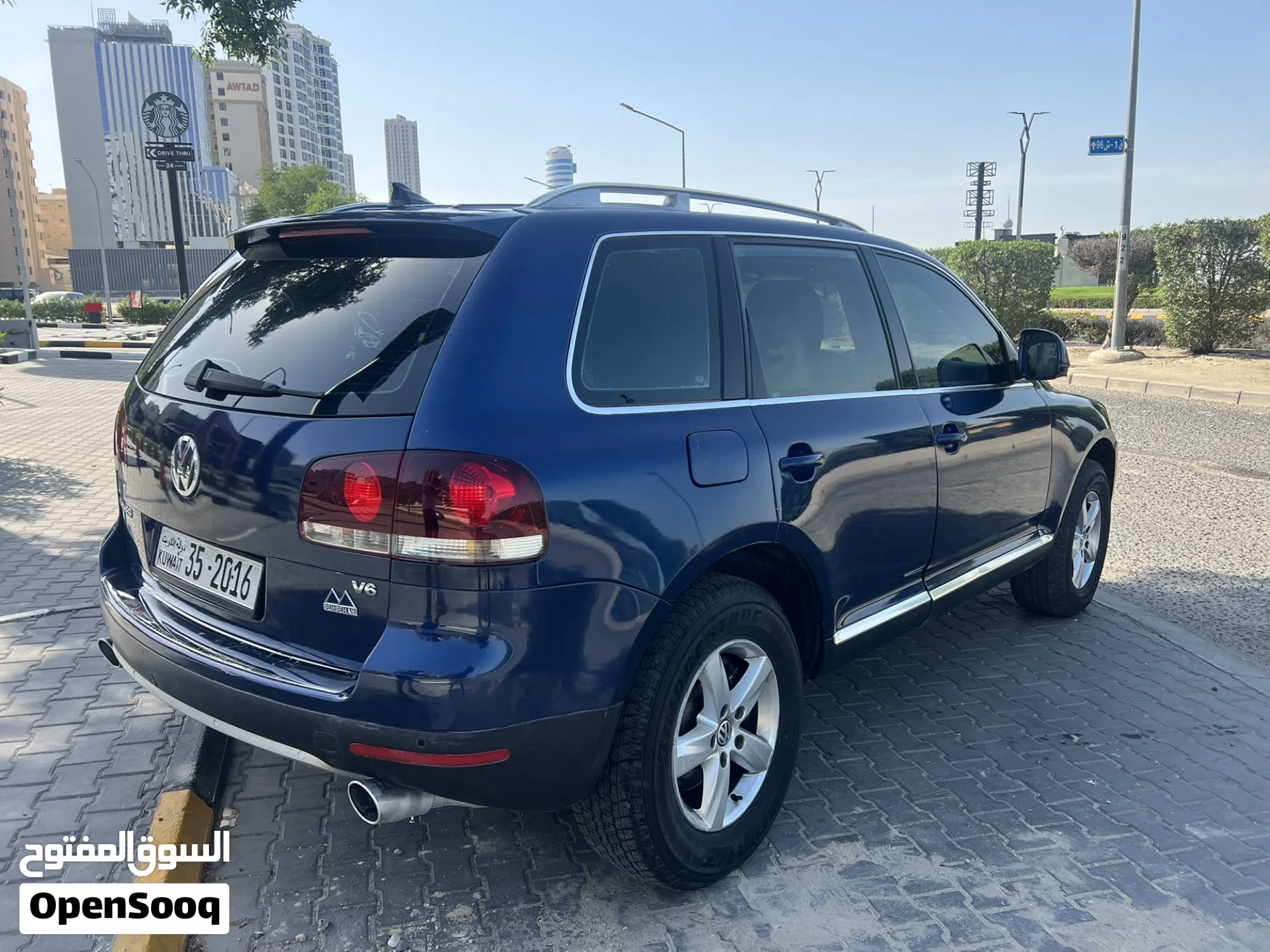 فولكسفاغن طوارق Standard 2009 - SUV فاخرة بسعر مناسب - image 1