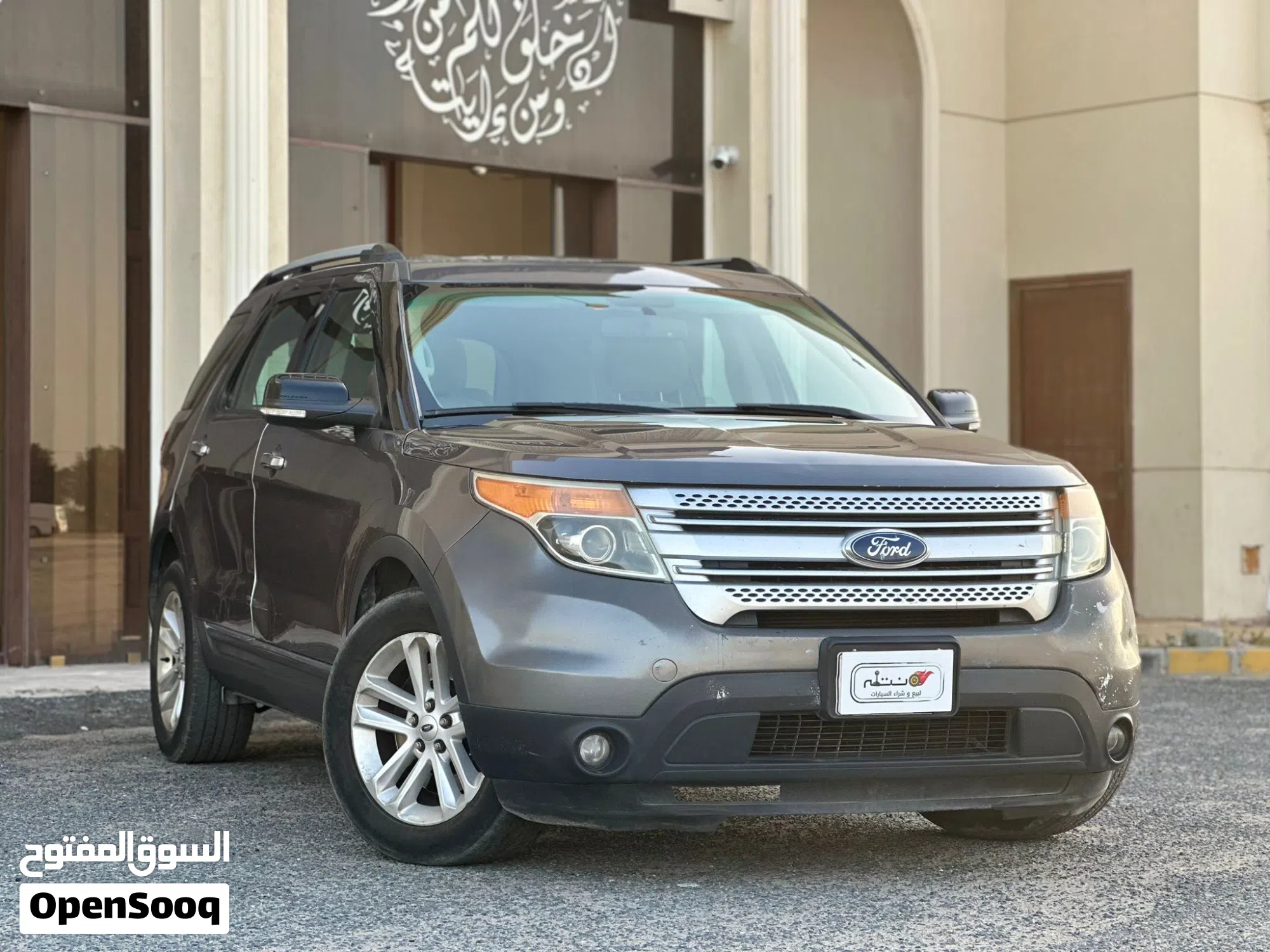 فورد اكسبلورر ستاندرد 2014 - SUV موثوقة في الكويت - image 1