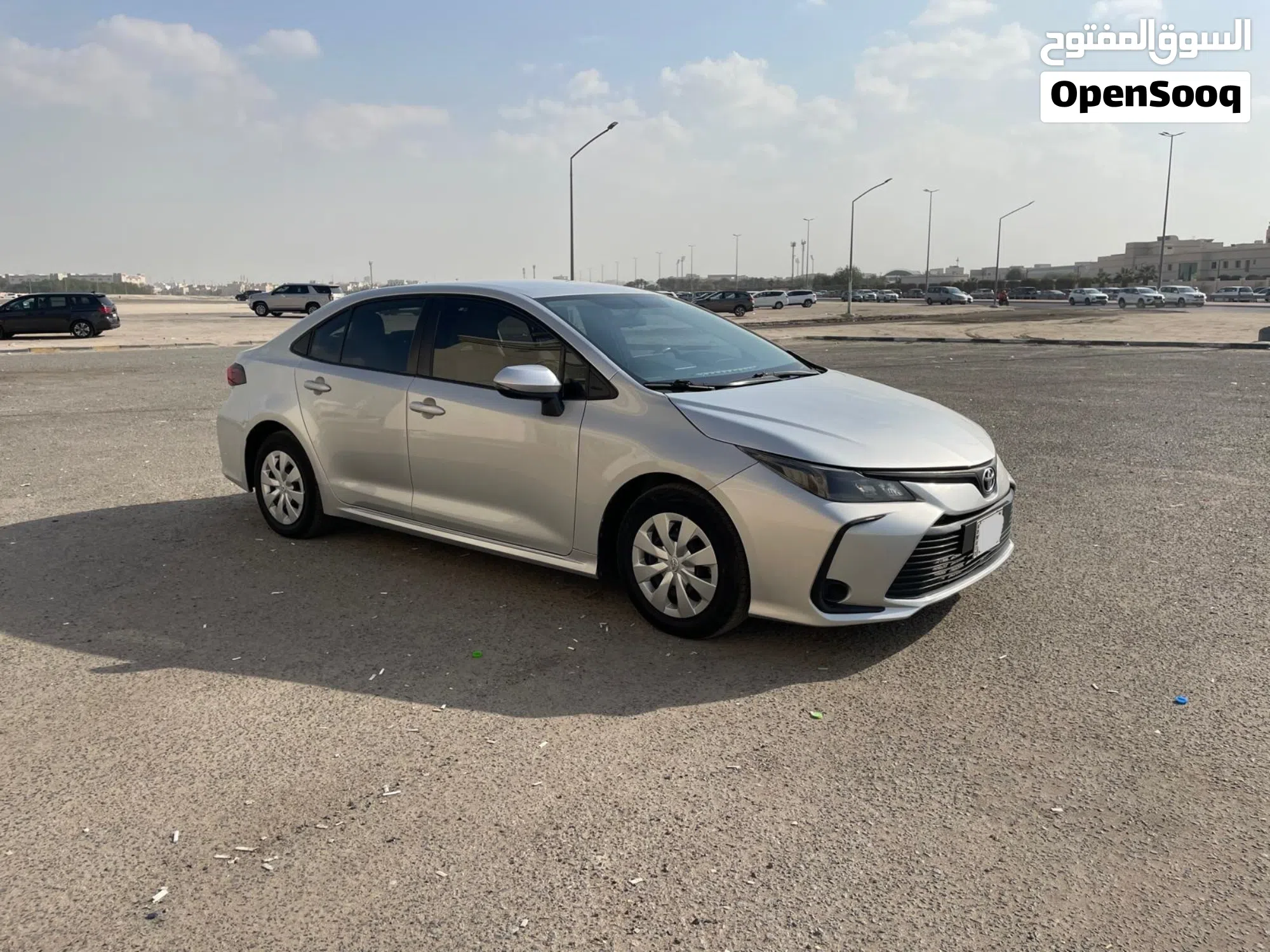 تويوتا كورولا GLI موديل 2023 - سيدان موثوقة للبيع - image 1