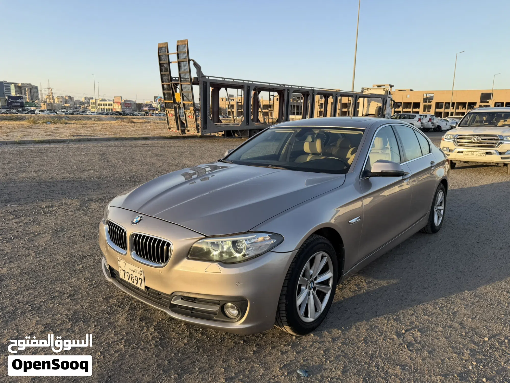 بي ام دبليو 2015 الفئة 5 520 للبيع - image 1