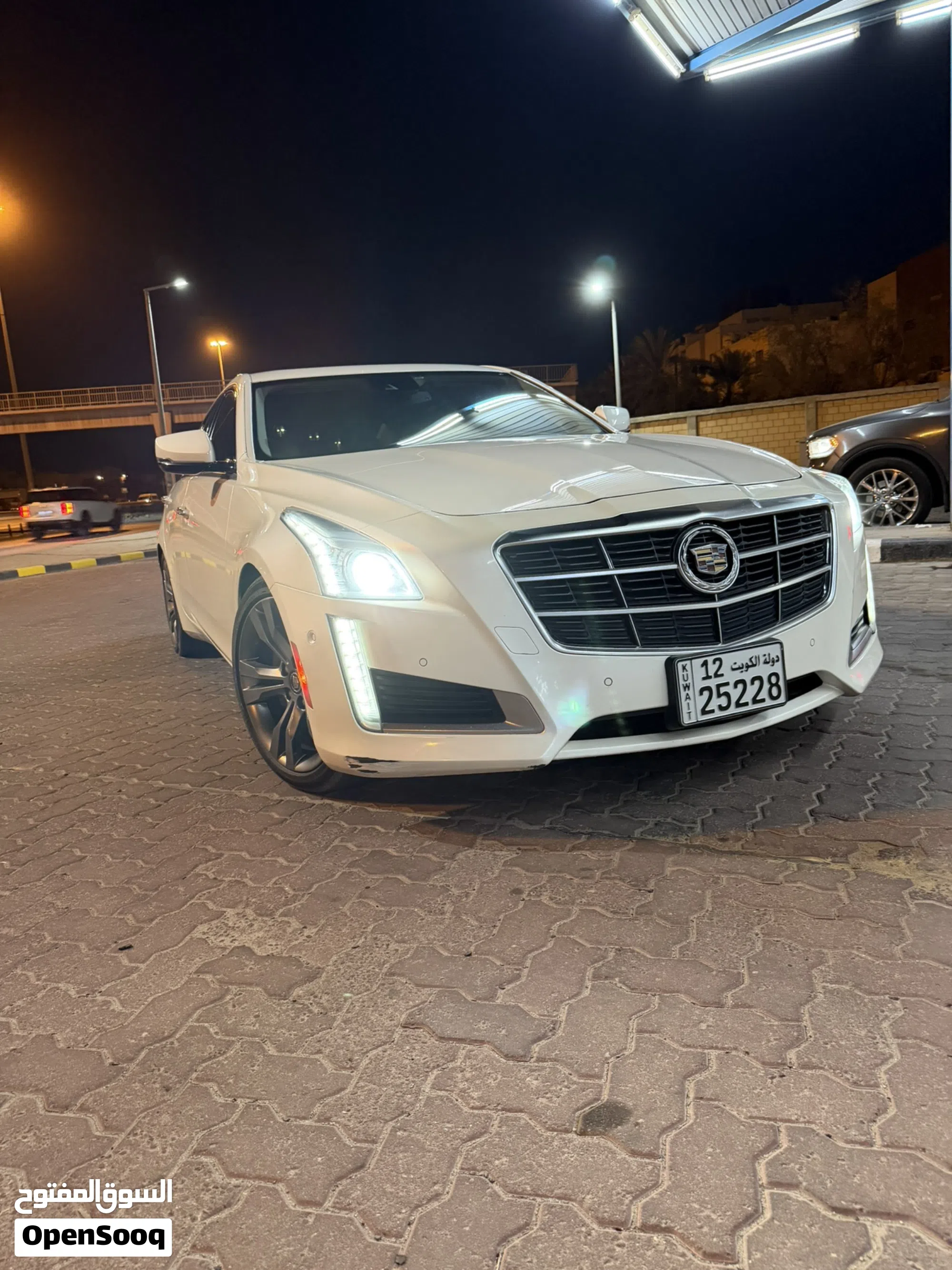2014 كاديلاك Cts Catera