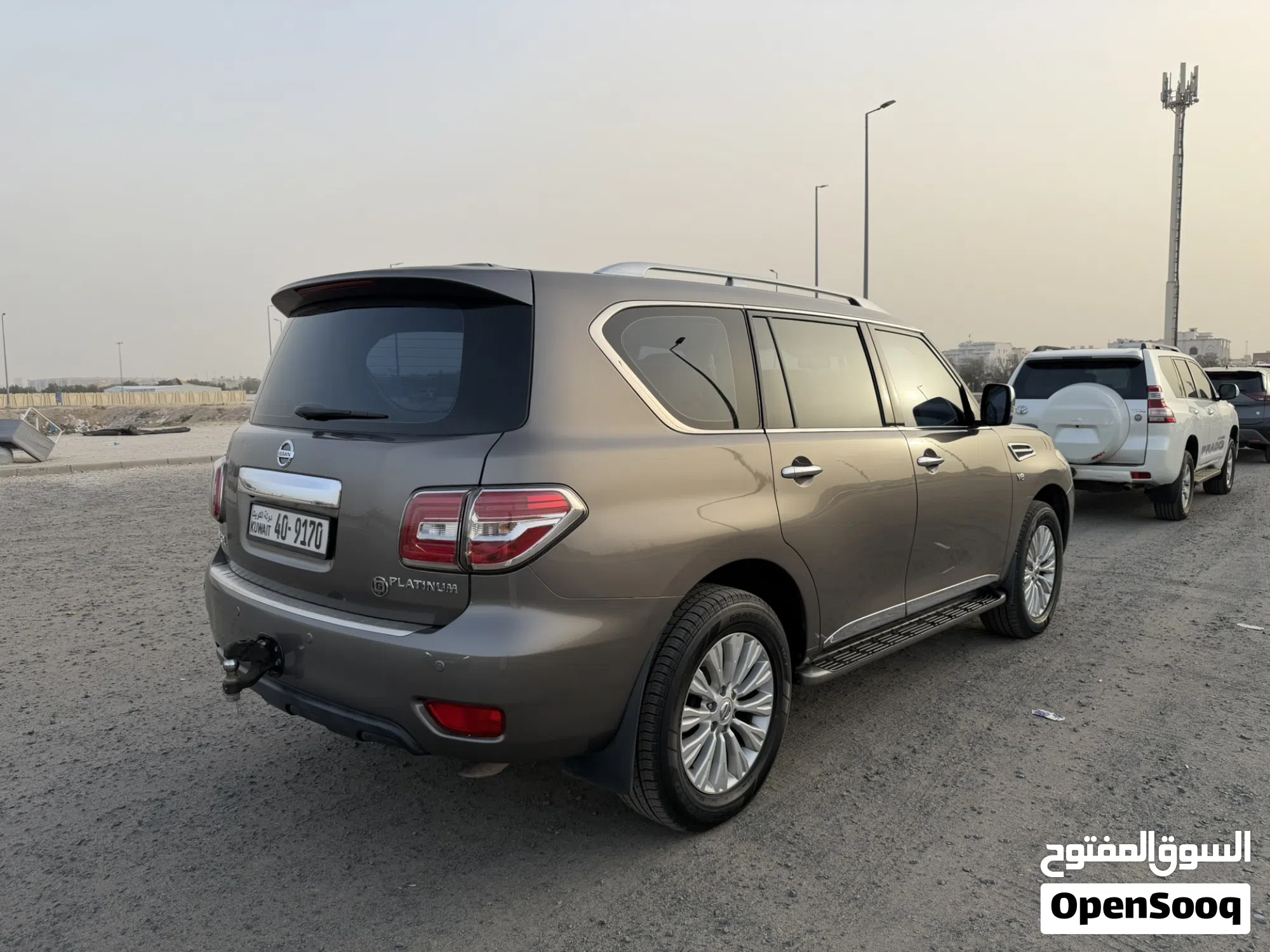 نيسان باترول SE بلاتينيوم 2015 - SUV فاخر للبيع - image 1