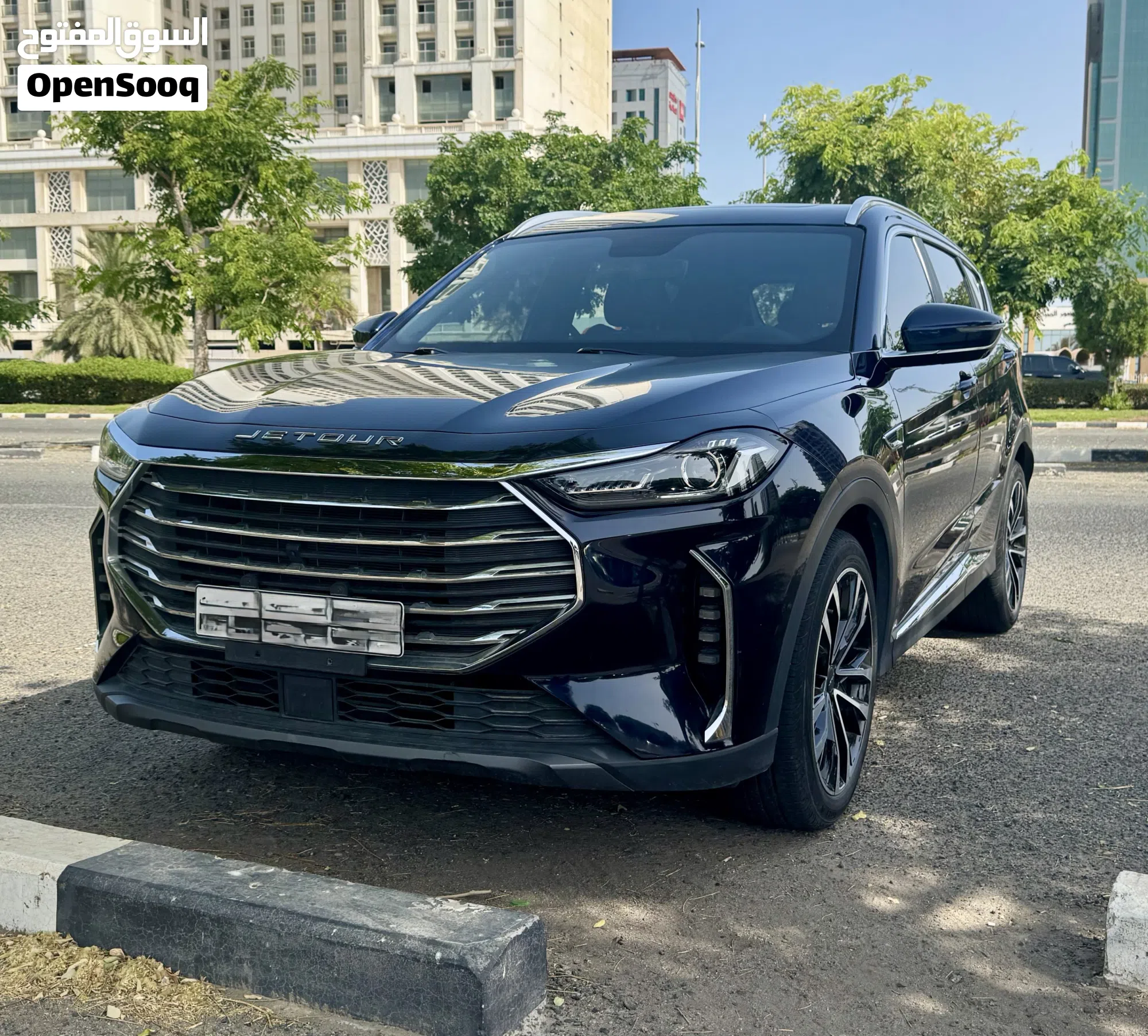 2024 جيتور X70 بلس - سيارة SUV واسعة وأنيقة - image 1