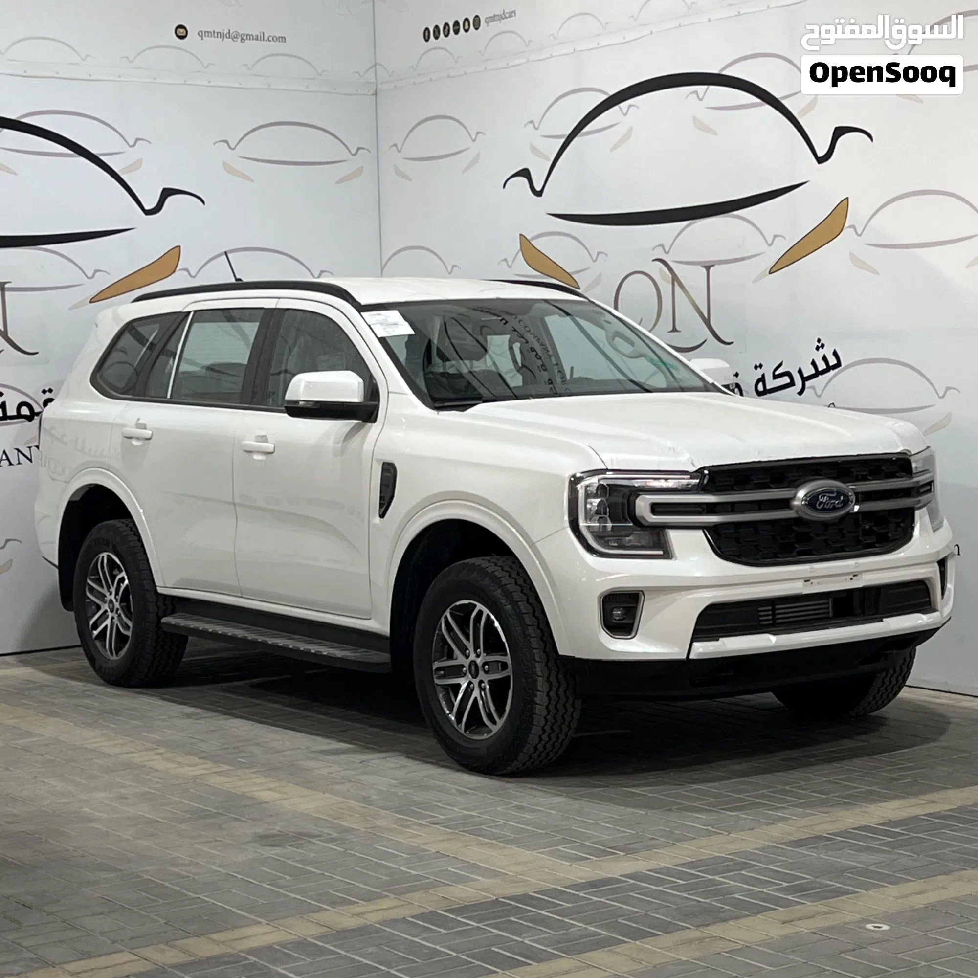 فورد ايفرست Standard 2025 - سيارة دفع رباعي جديدة وواسعة - image 1
