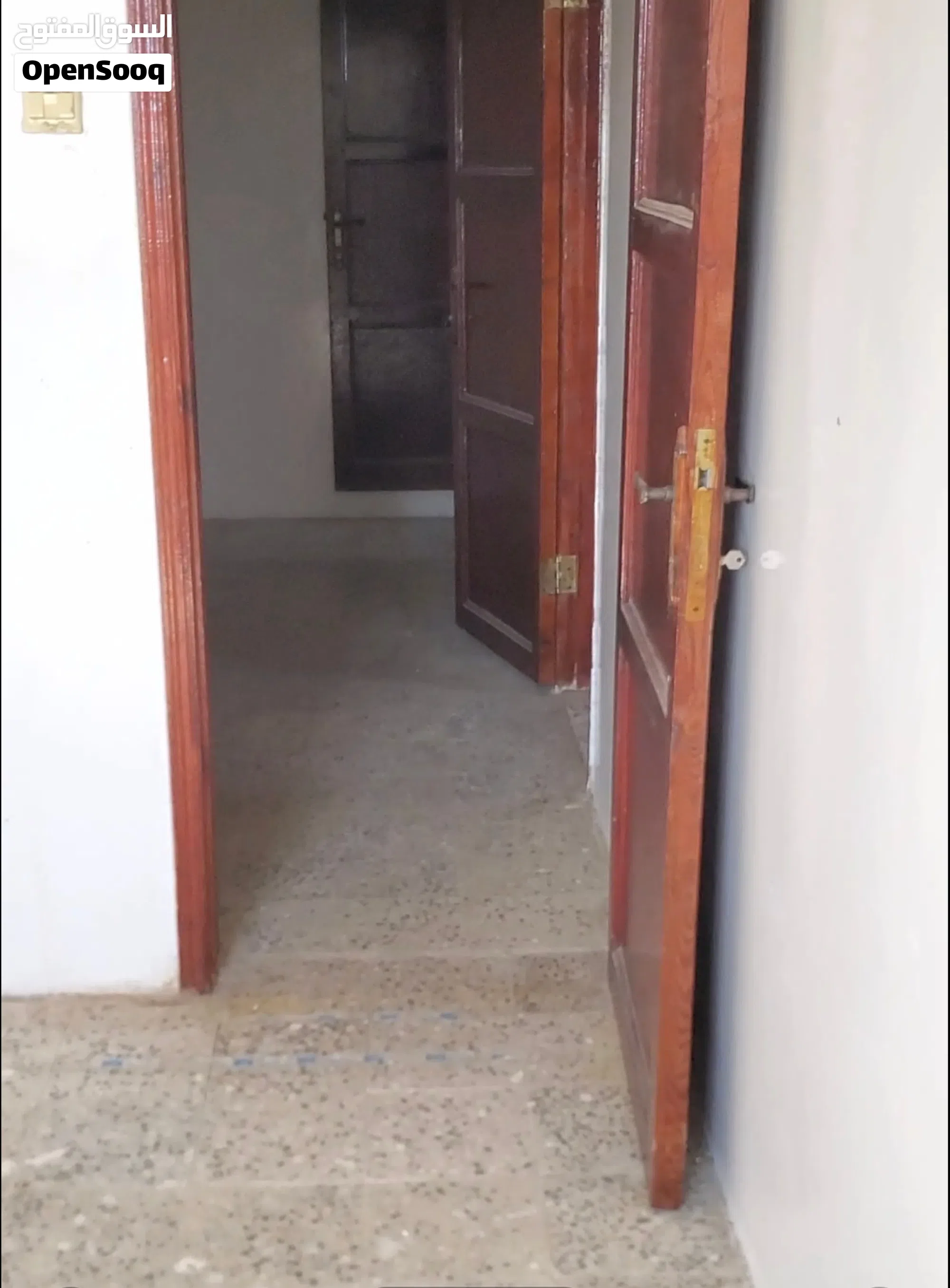 يوجد شقه ب 50 الف الحصبه