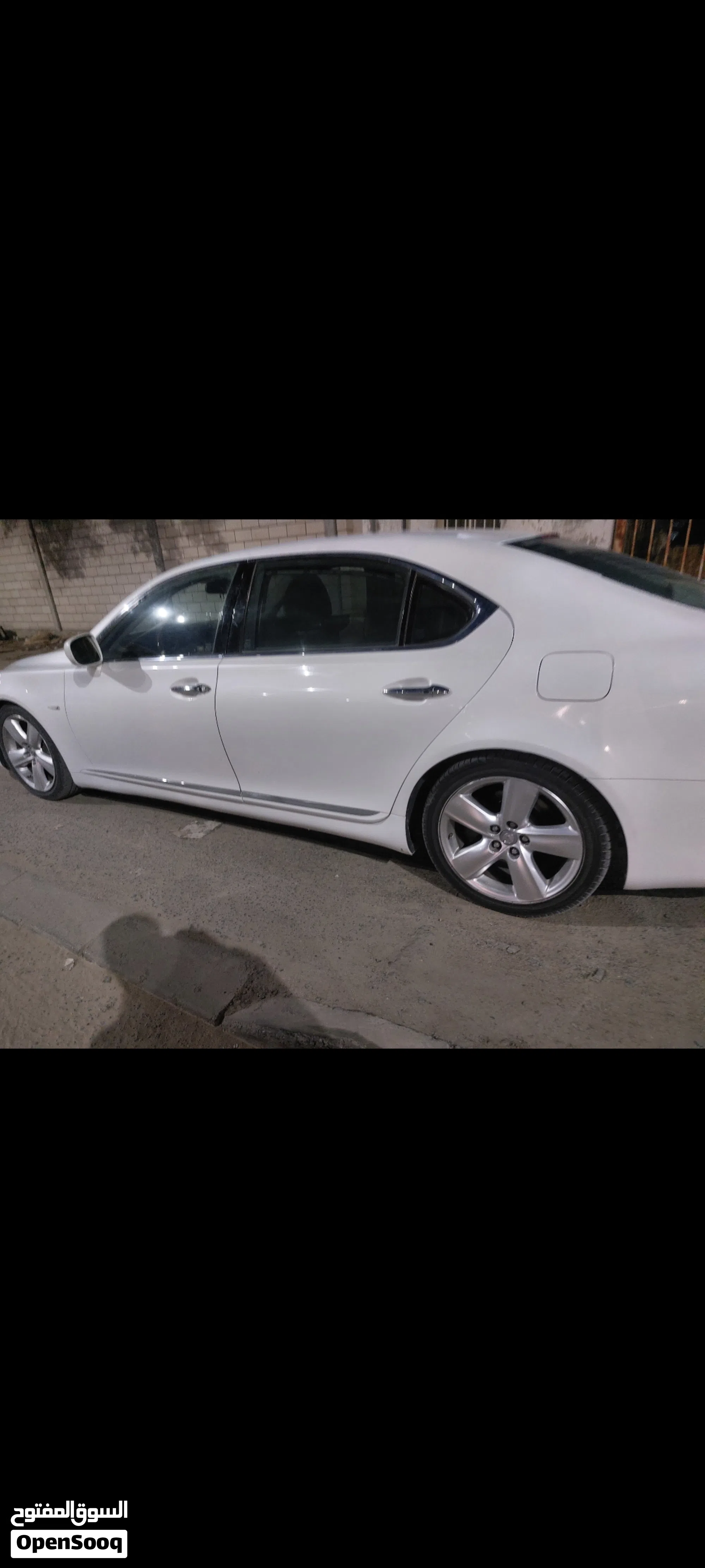 2007 لكزس LS 460 سيدان بحالة ممتازة - image 1
