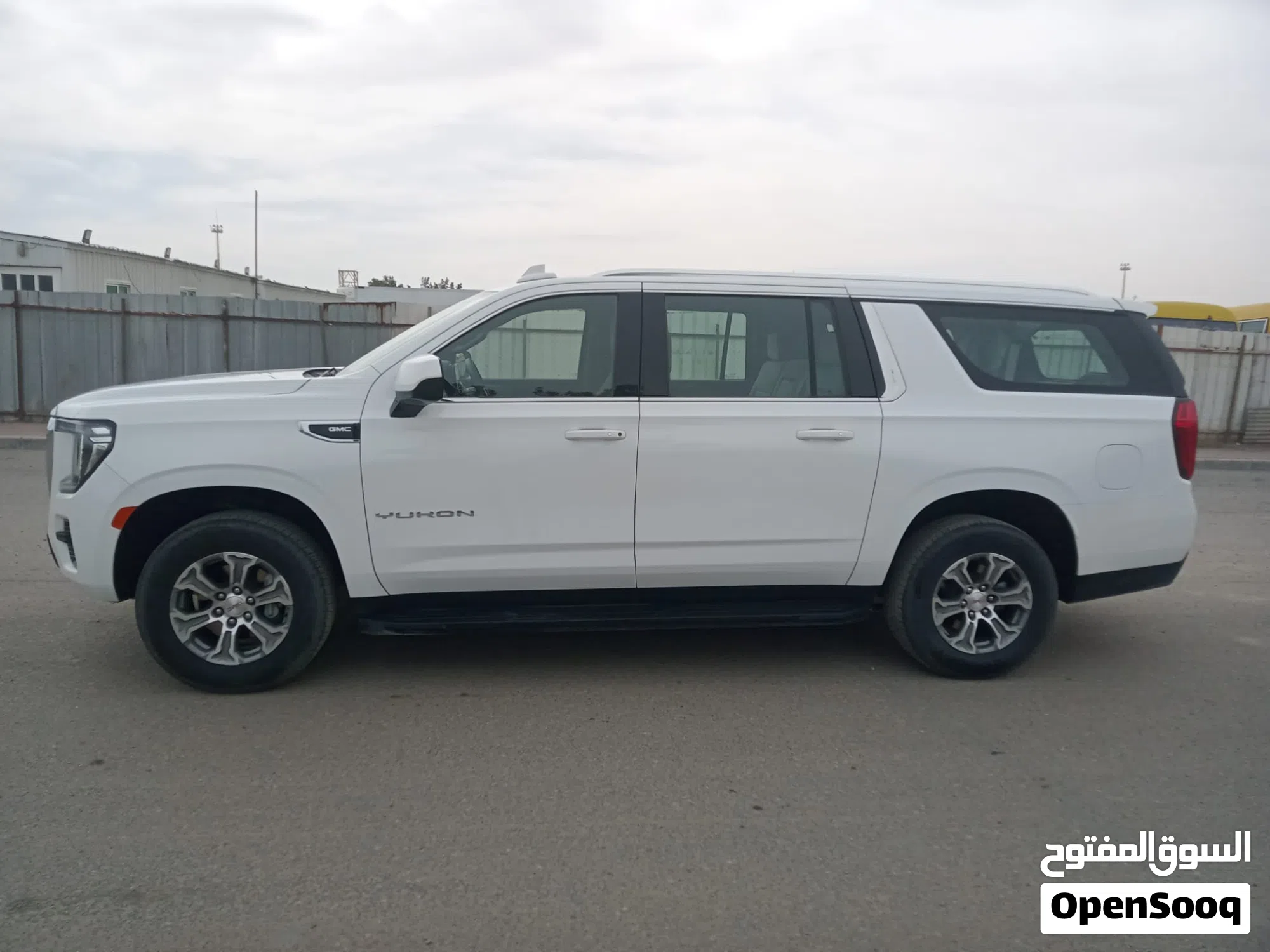 جي إم سي يوكن XL 2024 - SUV واسعة بمواصفات الخليج - image 1