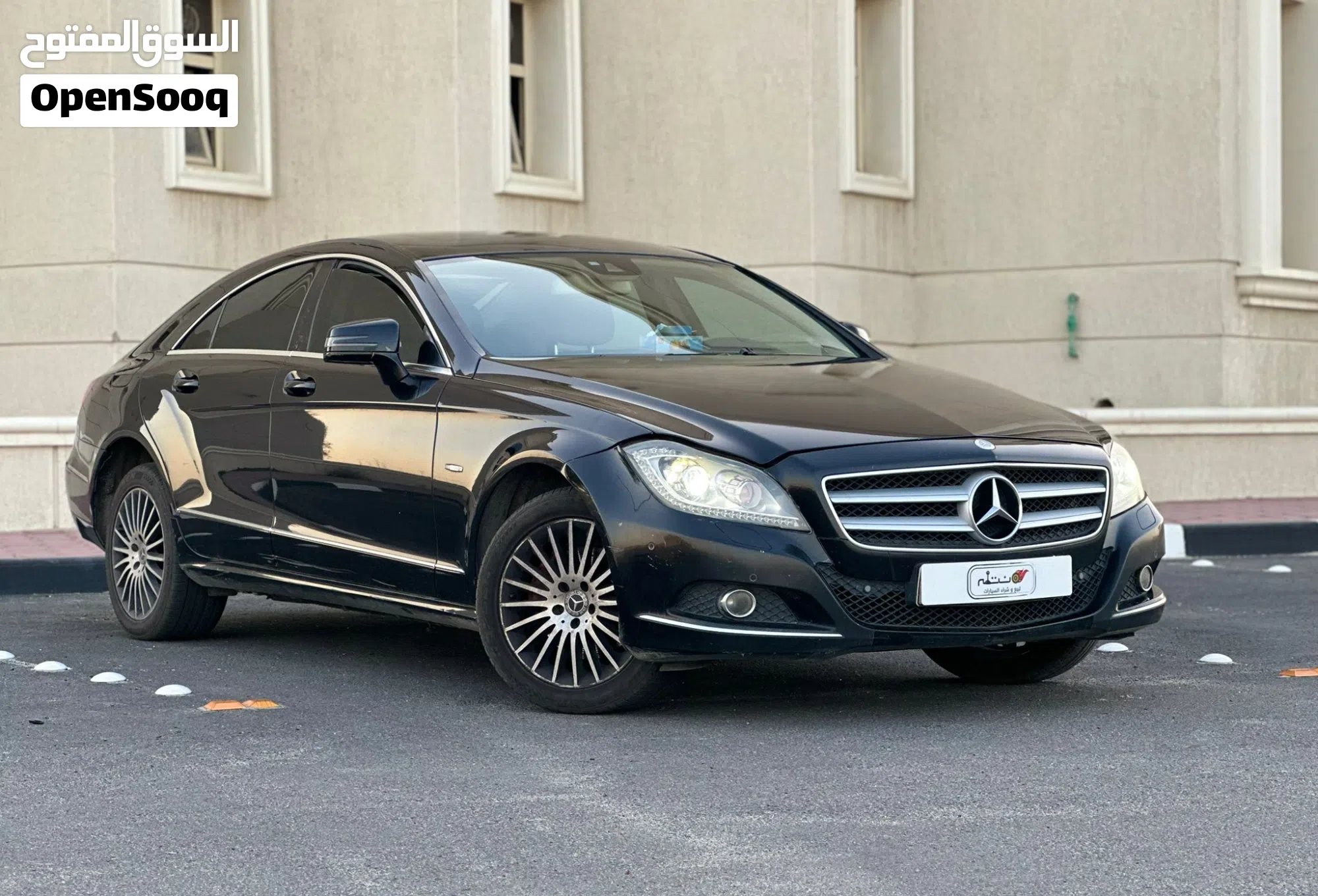 مرسيدس بنز الفئة-CLS 350 موديل 2012 للبيع - image 1