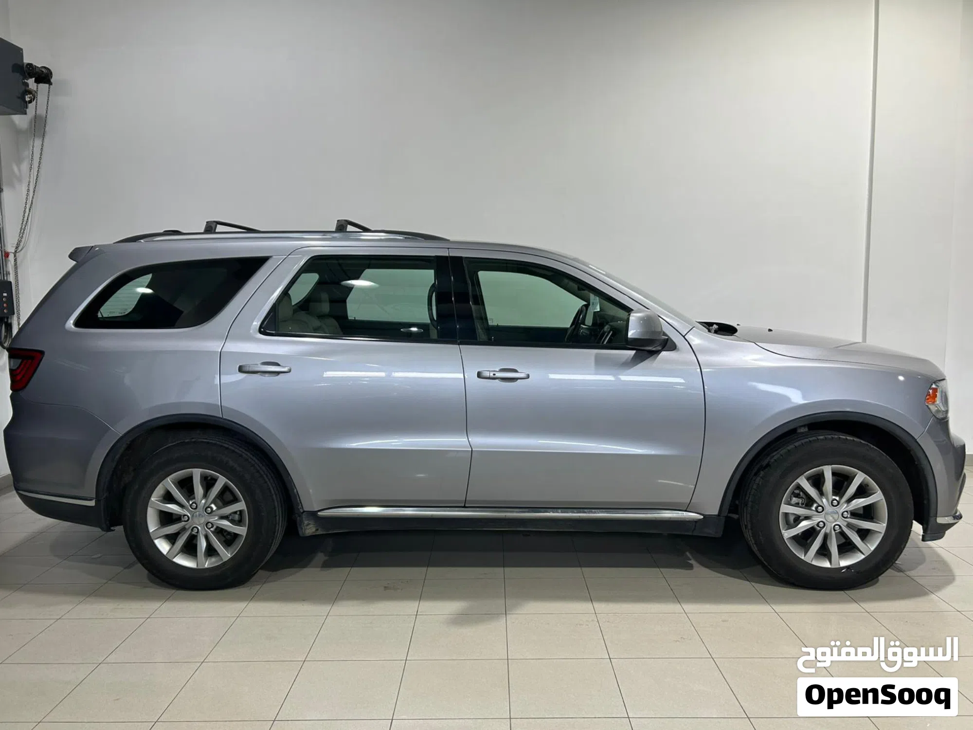 2018 دودج دورانجو SXT Plus - SUV فسيح مع راحة - image 1