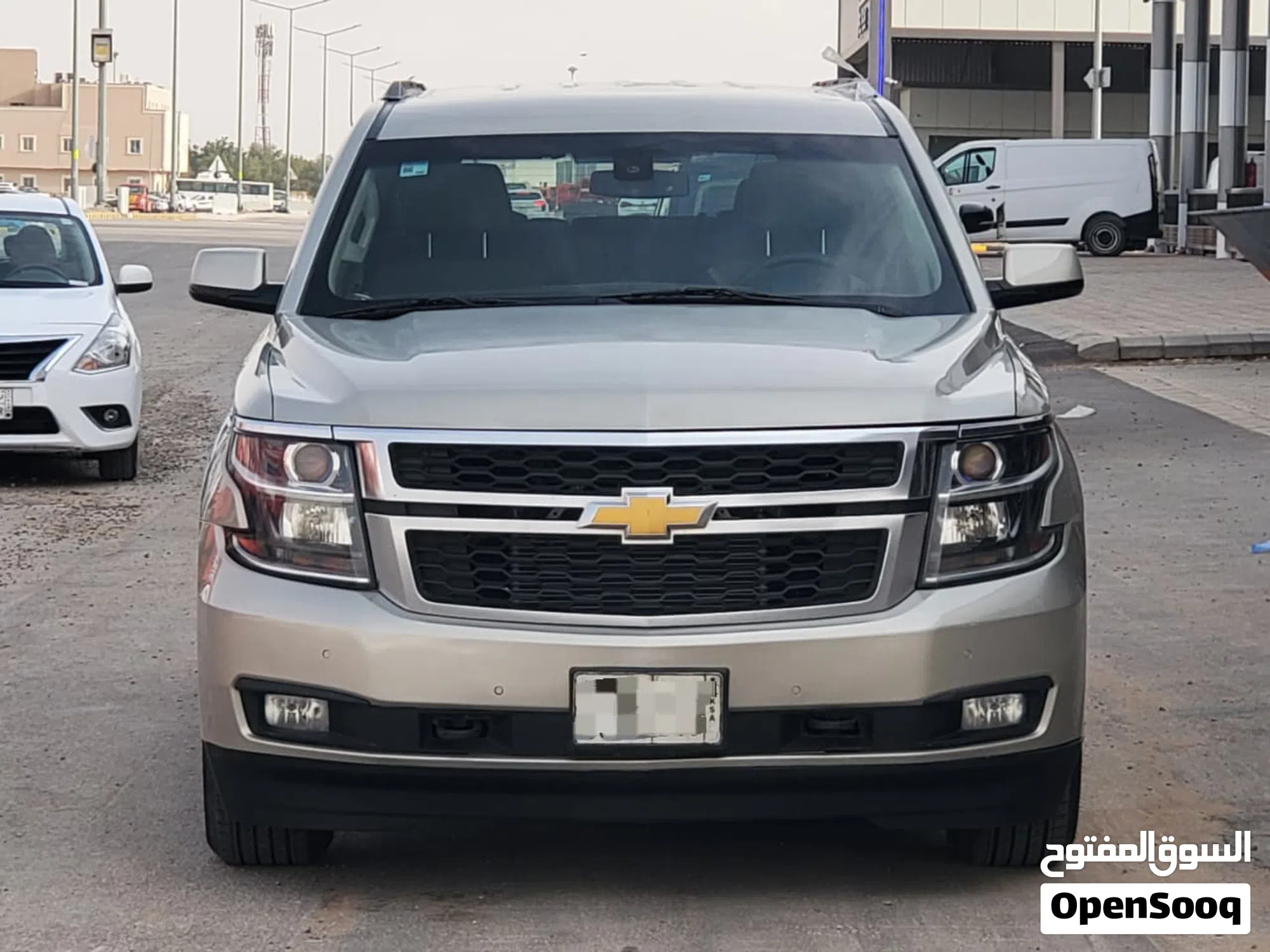 2015 شيفروليه سوبربان Standard - SUV عائلية موثوقة - image 1