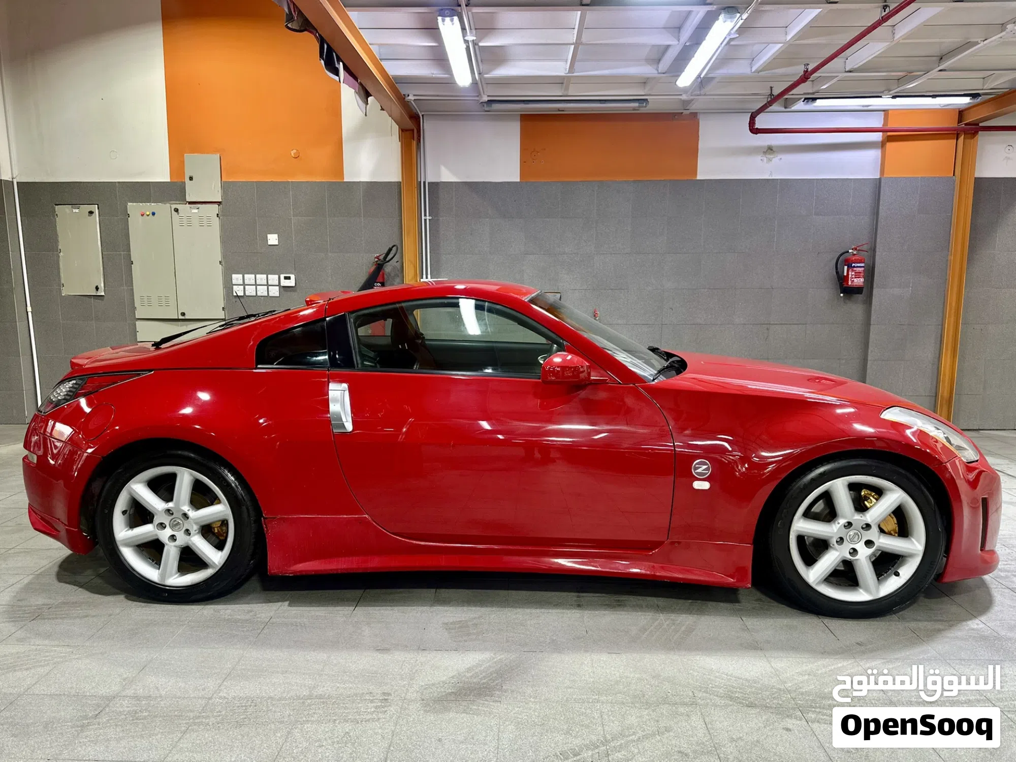 نيسان 350Z 2004 كوبيه بحالة ممتازة - image 1