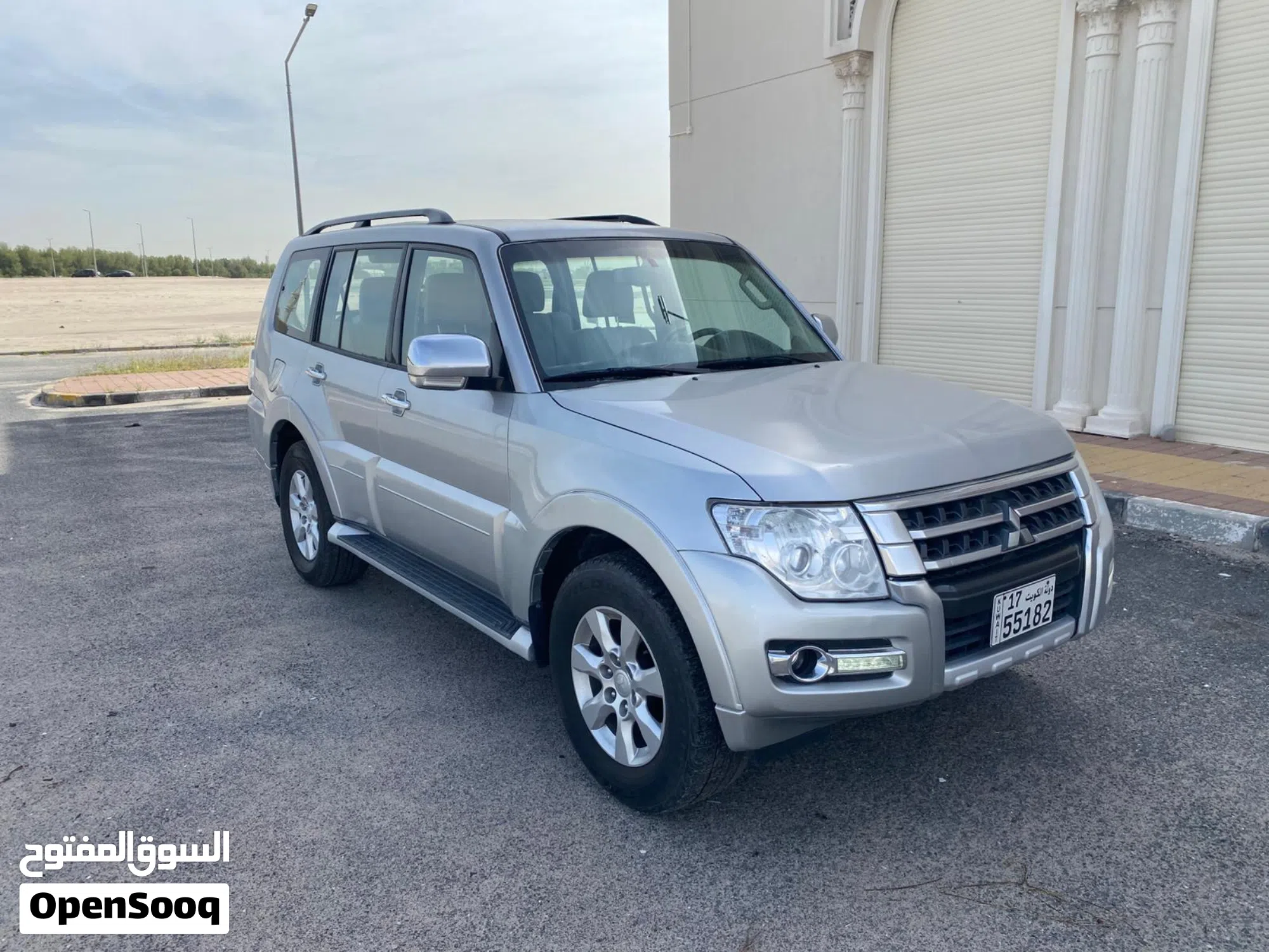 ميتسوبيشي باجيرو GLS 2020 للبيع في الكويت - image 1