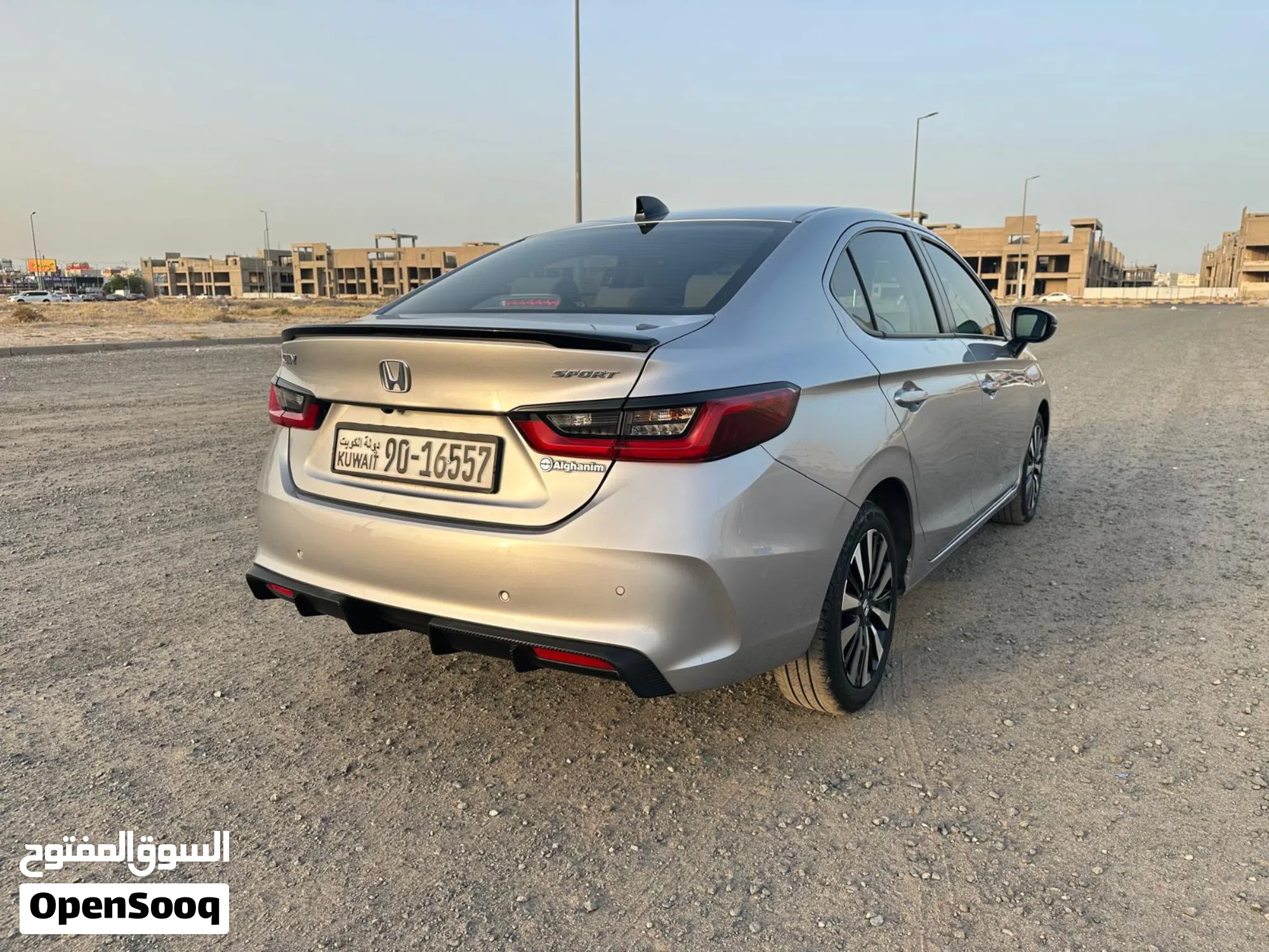 هوندا سيتي LX 2024 - سيدان أنيقة للبيع - image 5